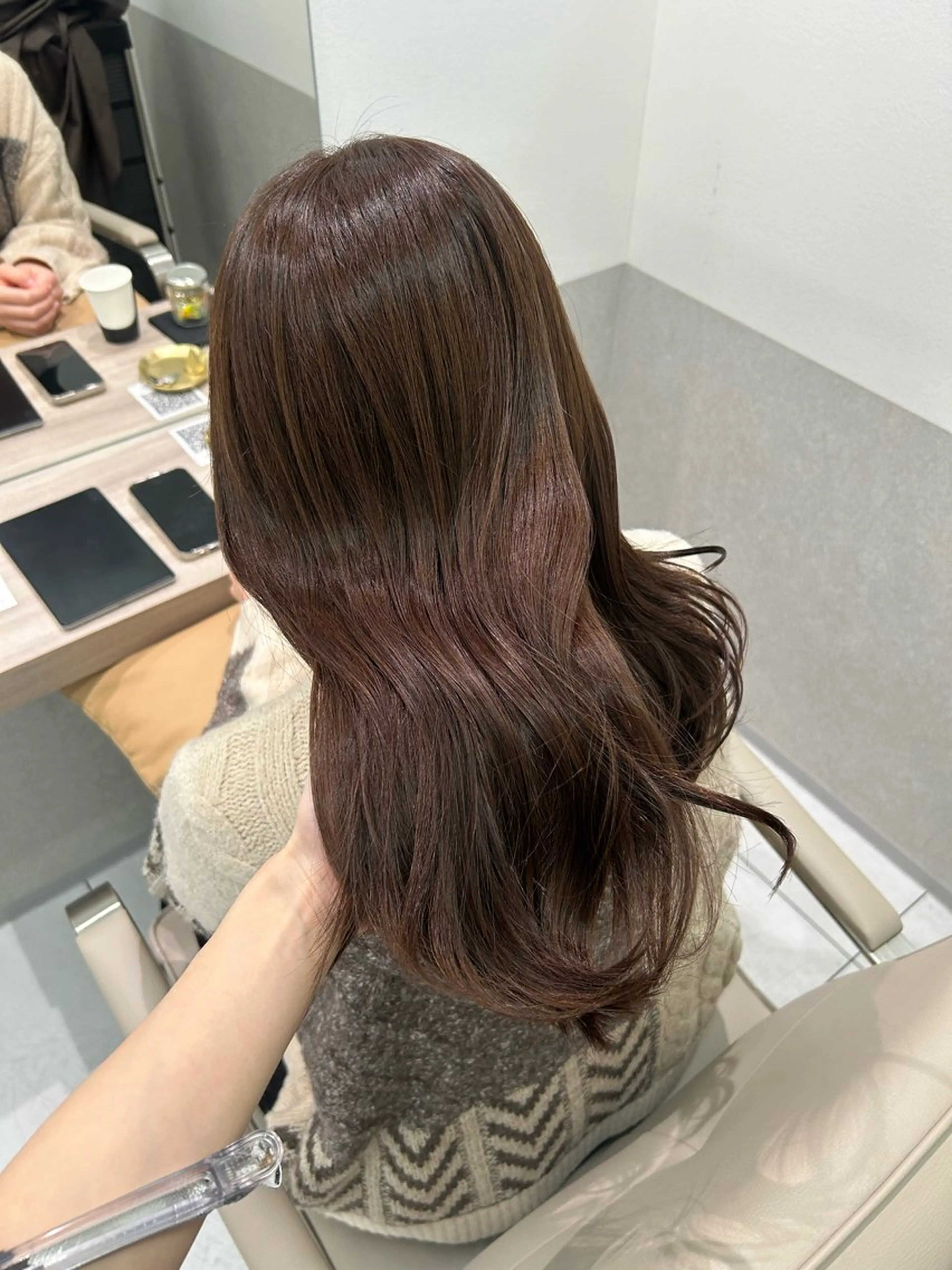 ミディアム カラー カット ヘアカラー トリートメント オリーブ/アッシュ やわらか透明感カラーのヘアスタイル