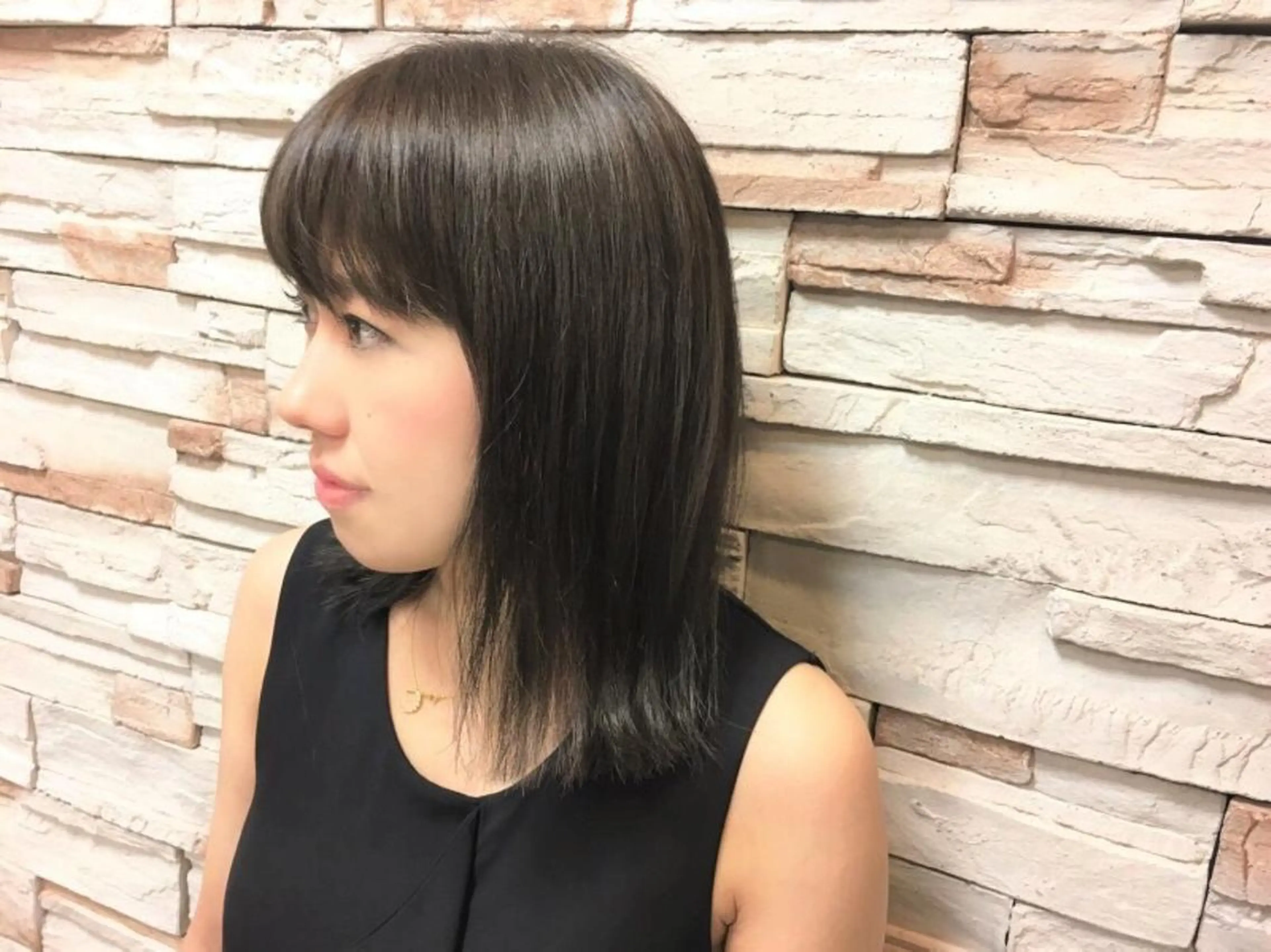 ミディアム カラー 外ハネヘア BLANCfIL-ブランフィル-所属・ササキ トモコのヘアスタイル