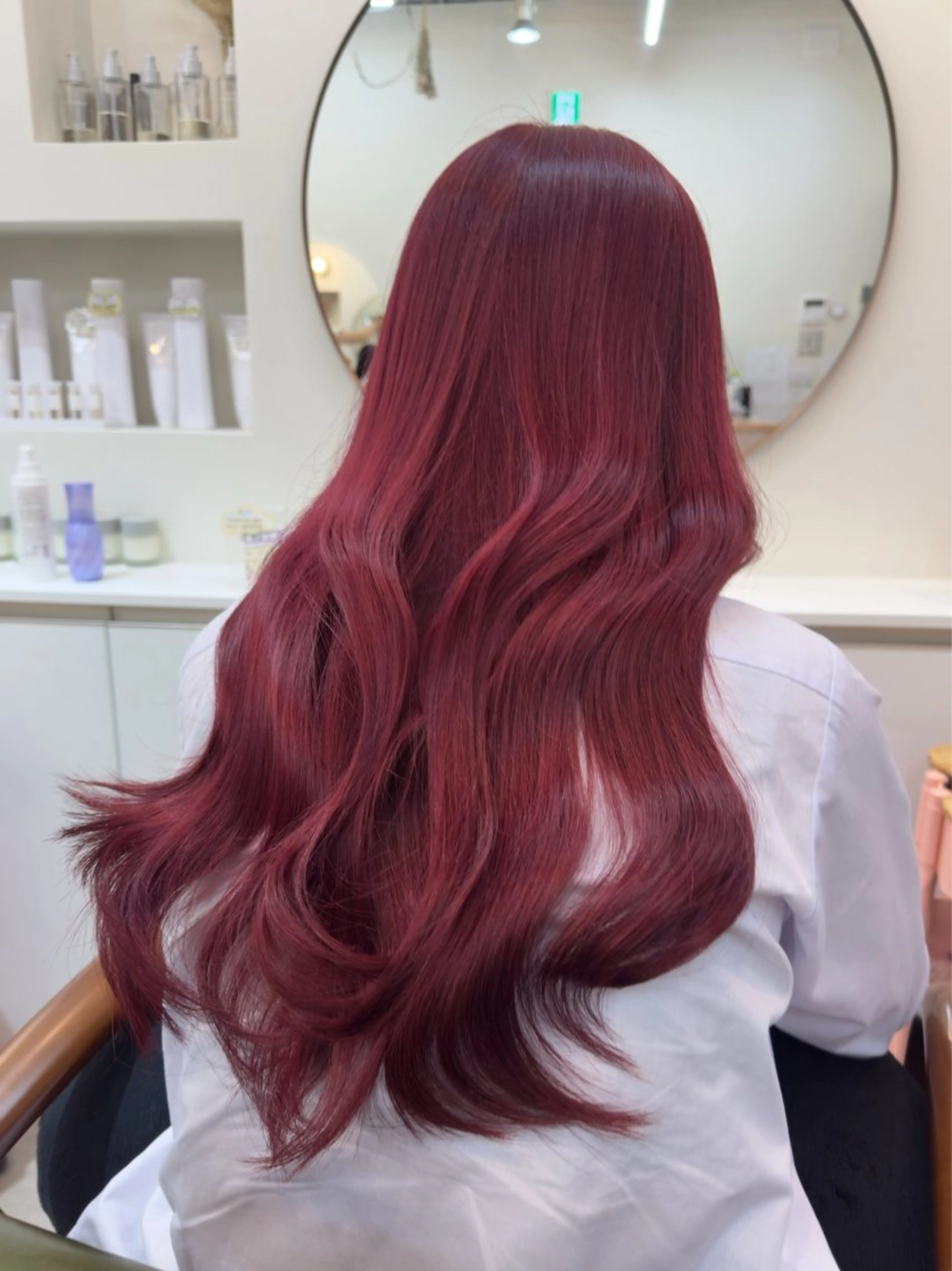 ロング カラー ボルドーカラー ヘアカラー レイヤーカット/透け カラー/いいぬまみかのヘアスタイル