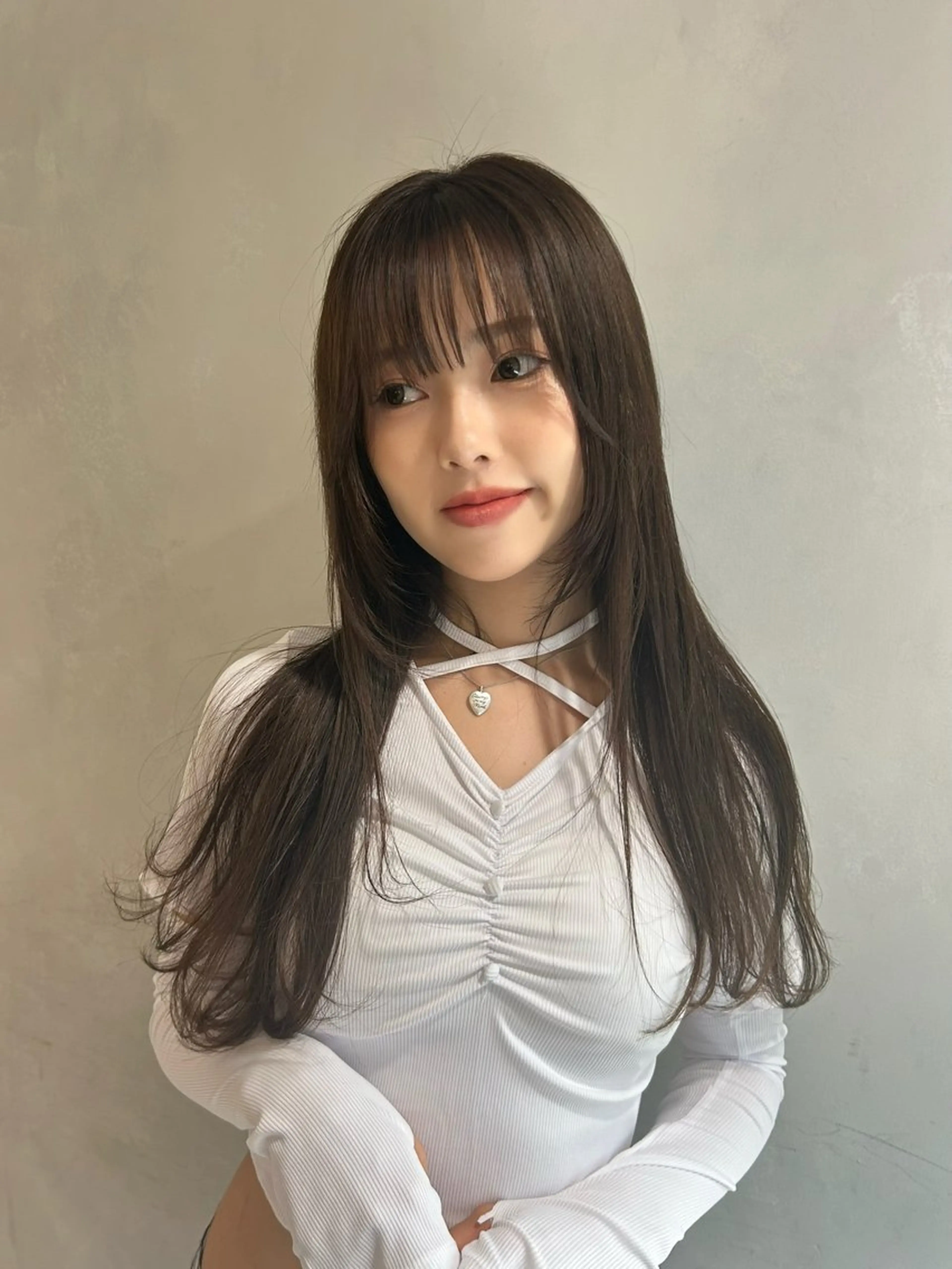 ミディアム カラー ヘアカラー トリートメント 浅倉艶🐈‍⬛ /ウルフ/レイヤーのヘアスタイル