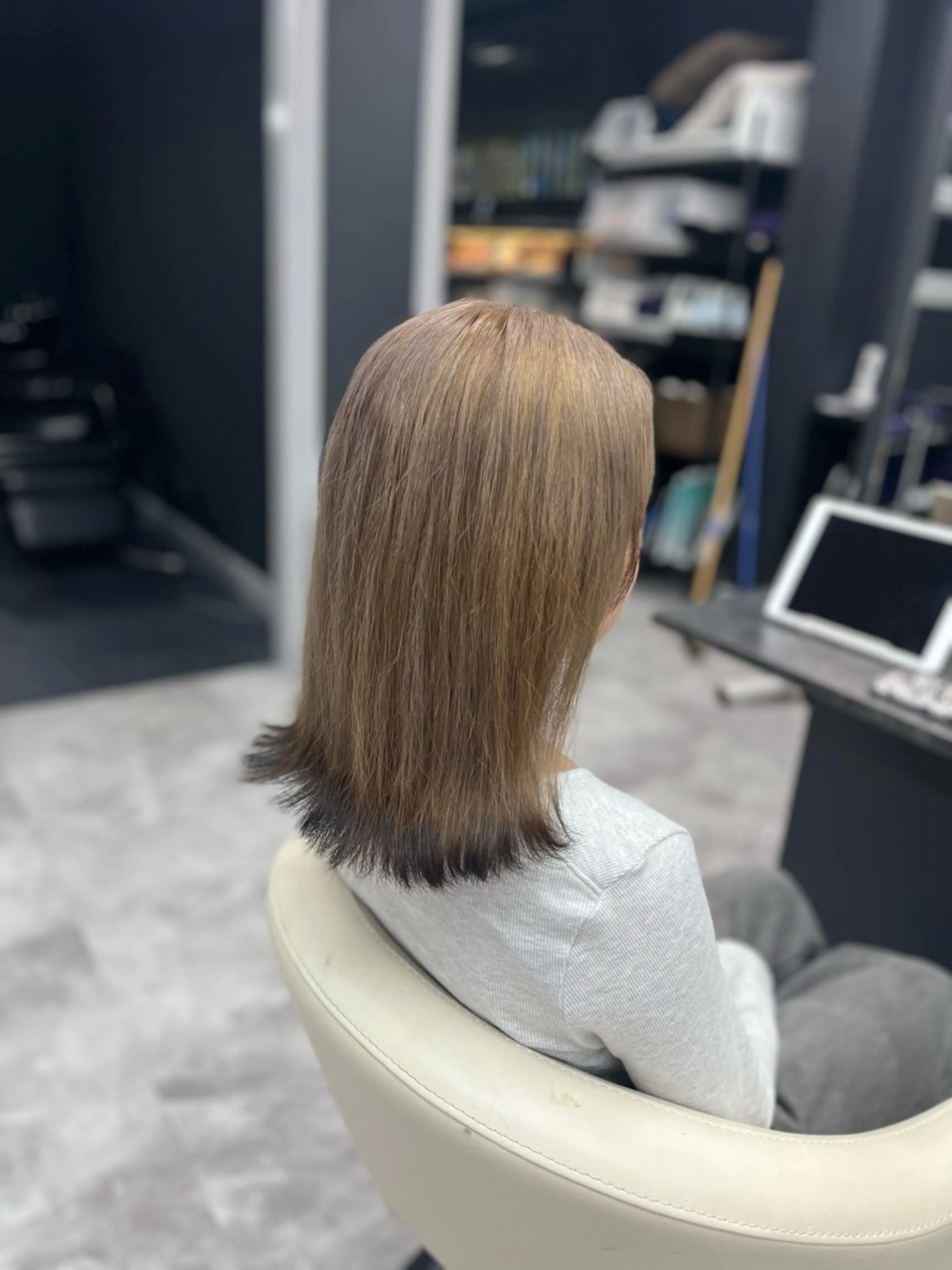 ミディアム ヘアカラー トリートメント White梅田  ／ COCOのヘアスタイル