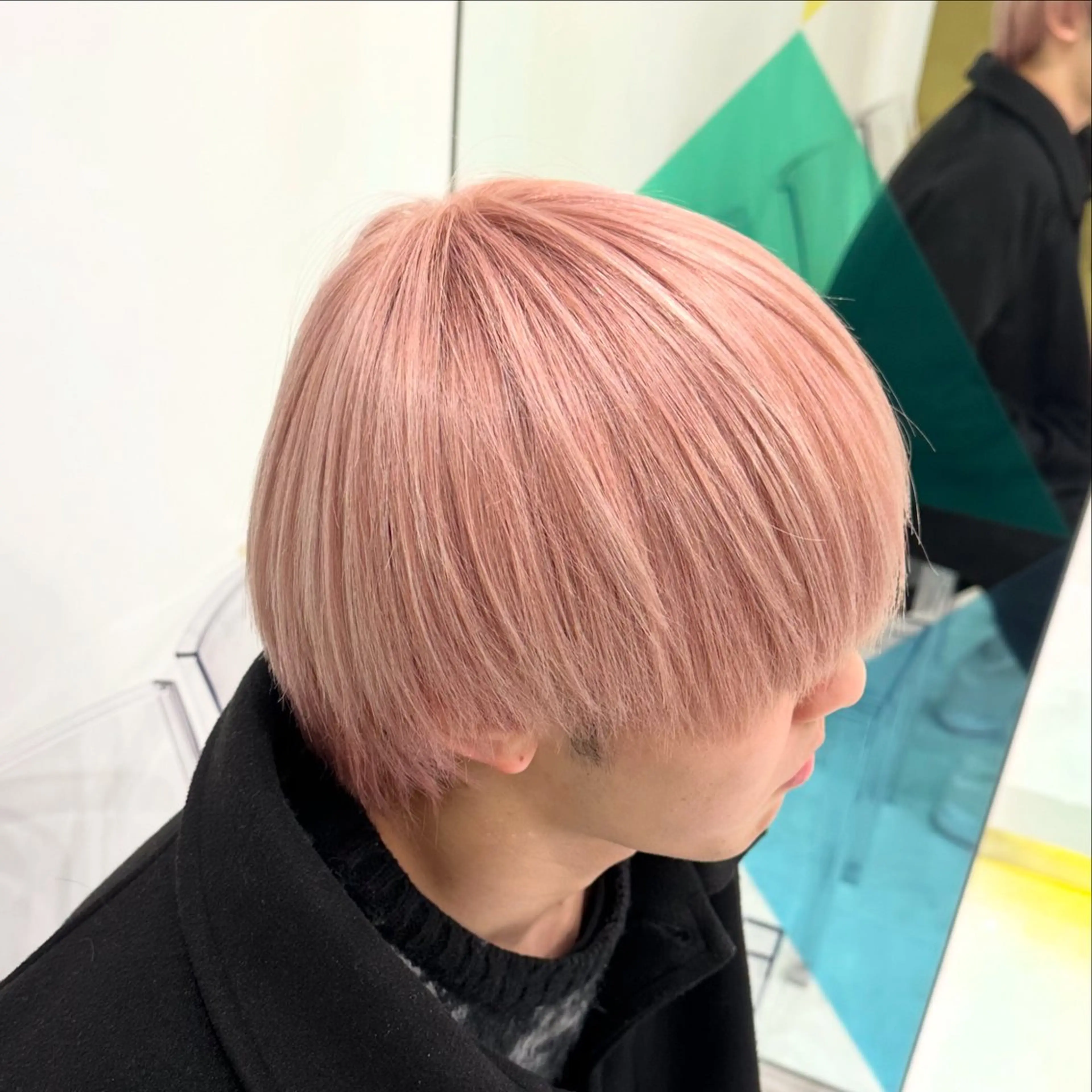 ショート カラー ハイトーン🌈メンズ カット♡Machanのヘアスタイル