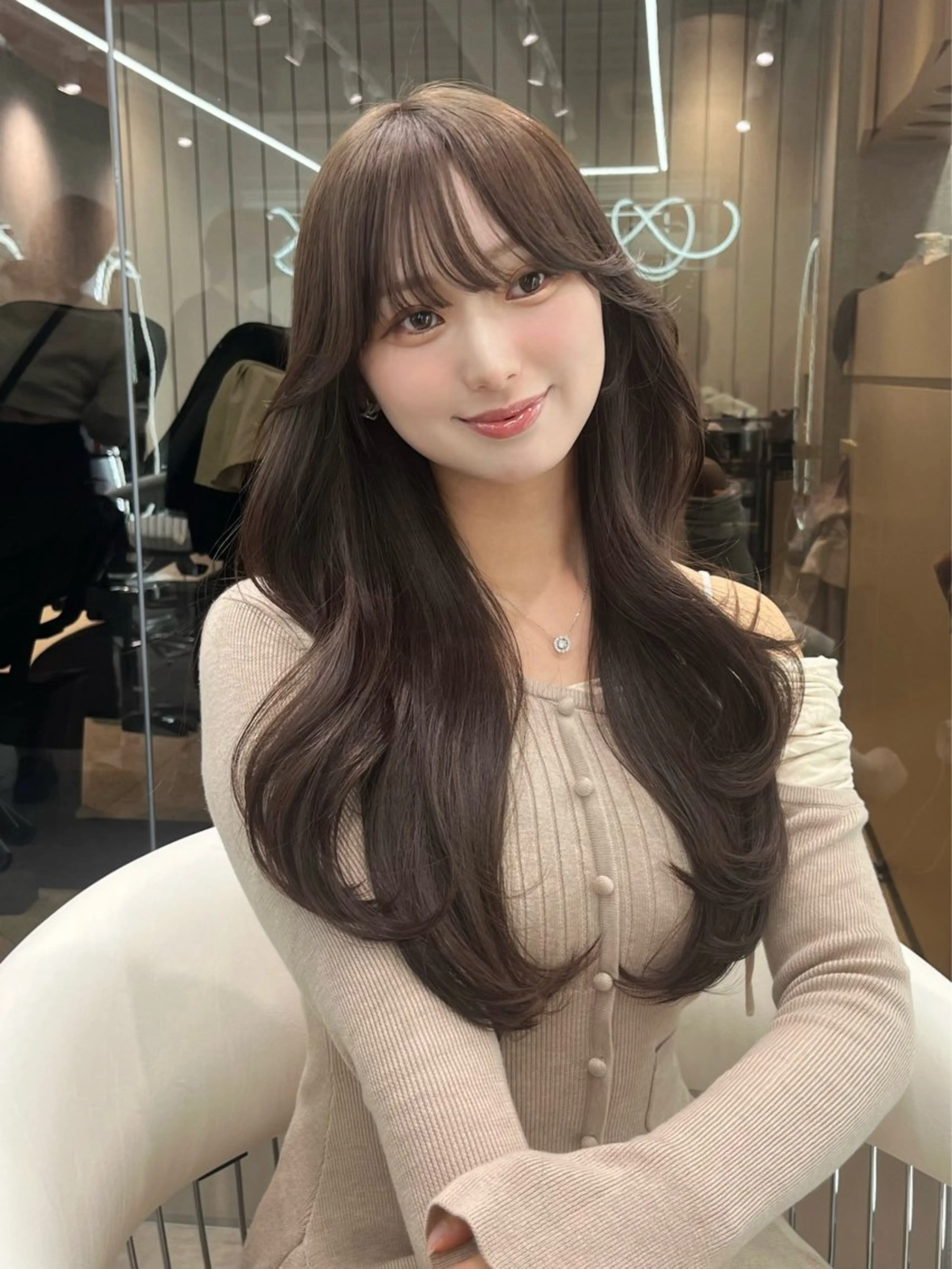 ロング カラー カット ヘアカラー トリートメント 髪質改善 縮毛矯正 韓国ヘア　柏崎颯刀のヘアスタイル