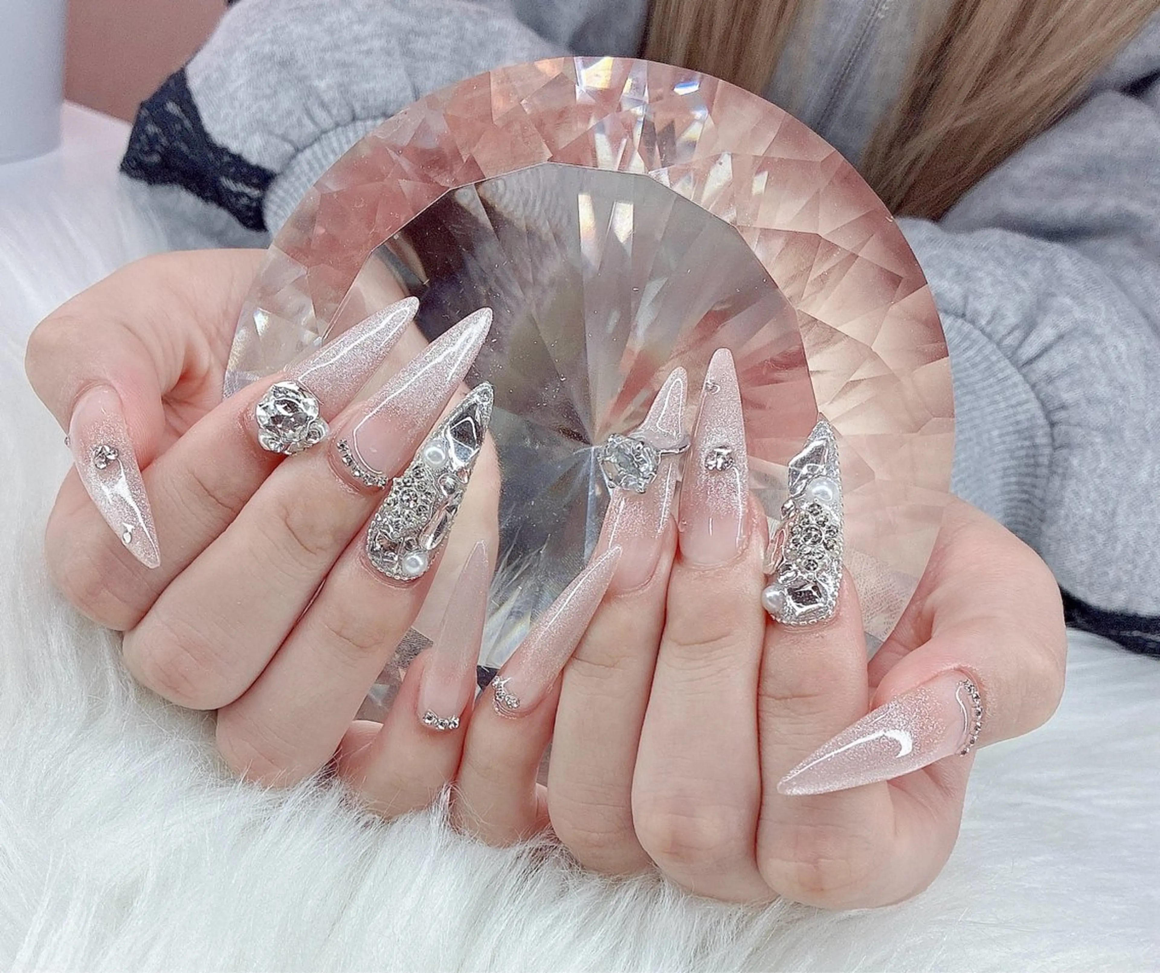 ネイル ハンドネイル LoaChaton kaeのネイルデザイン