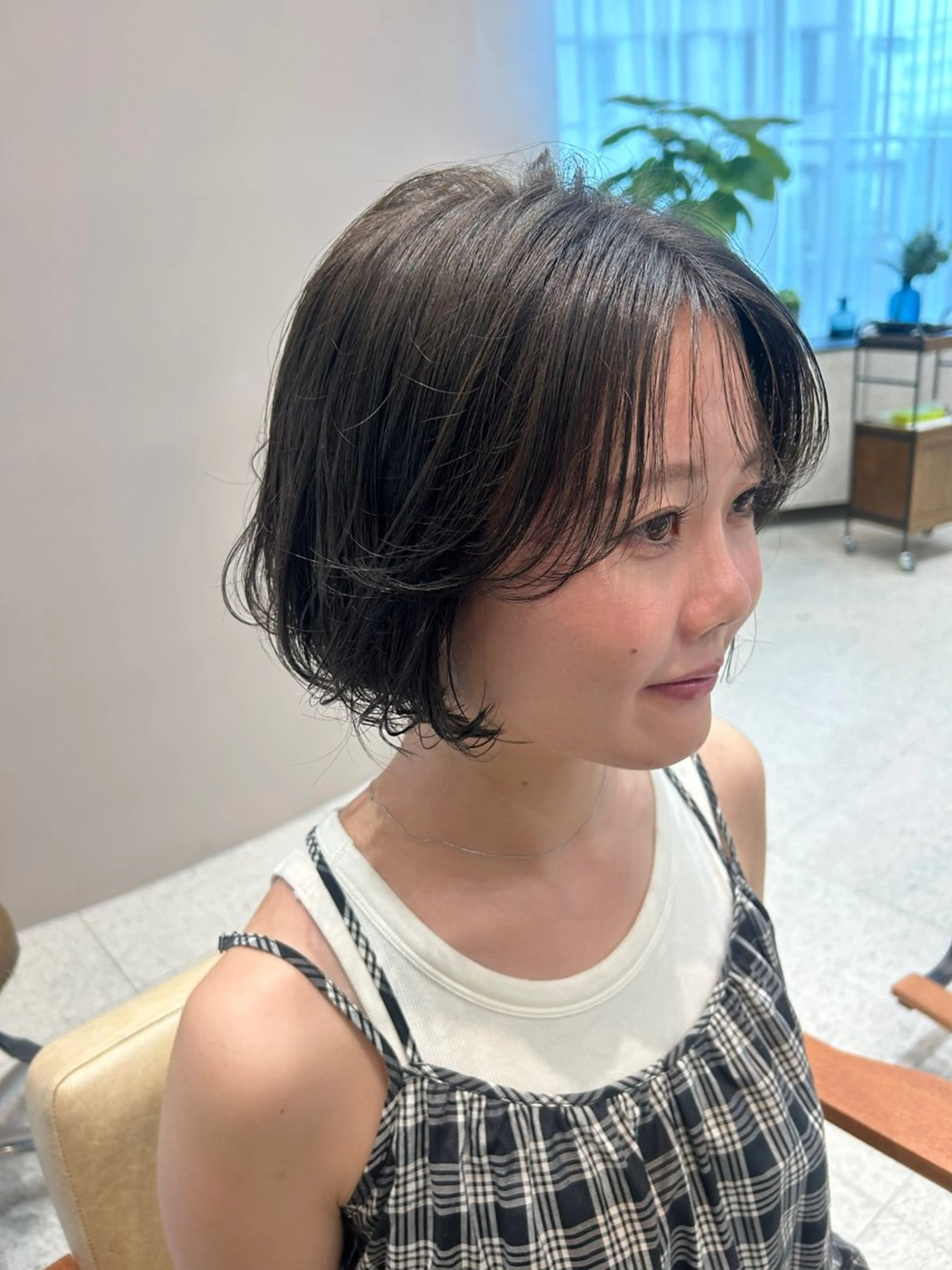 ショート ボブ カット トリートメント 浅倉栞 /透明感カラーのヘアスタイル