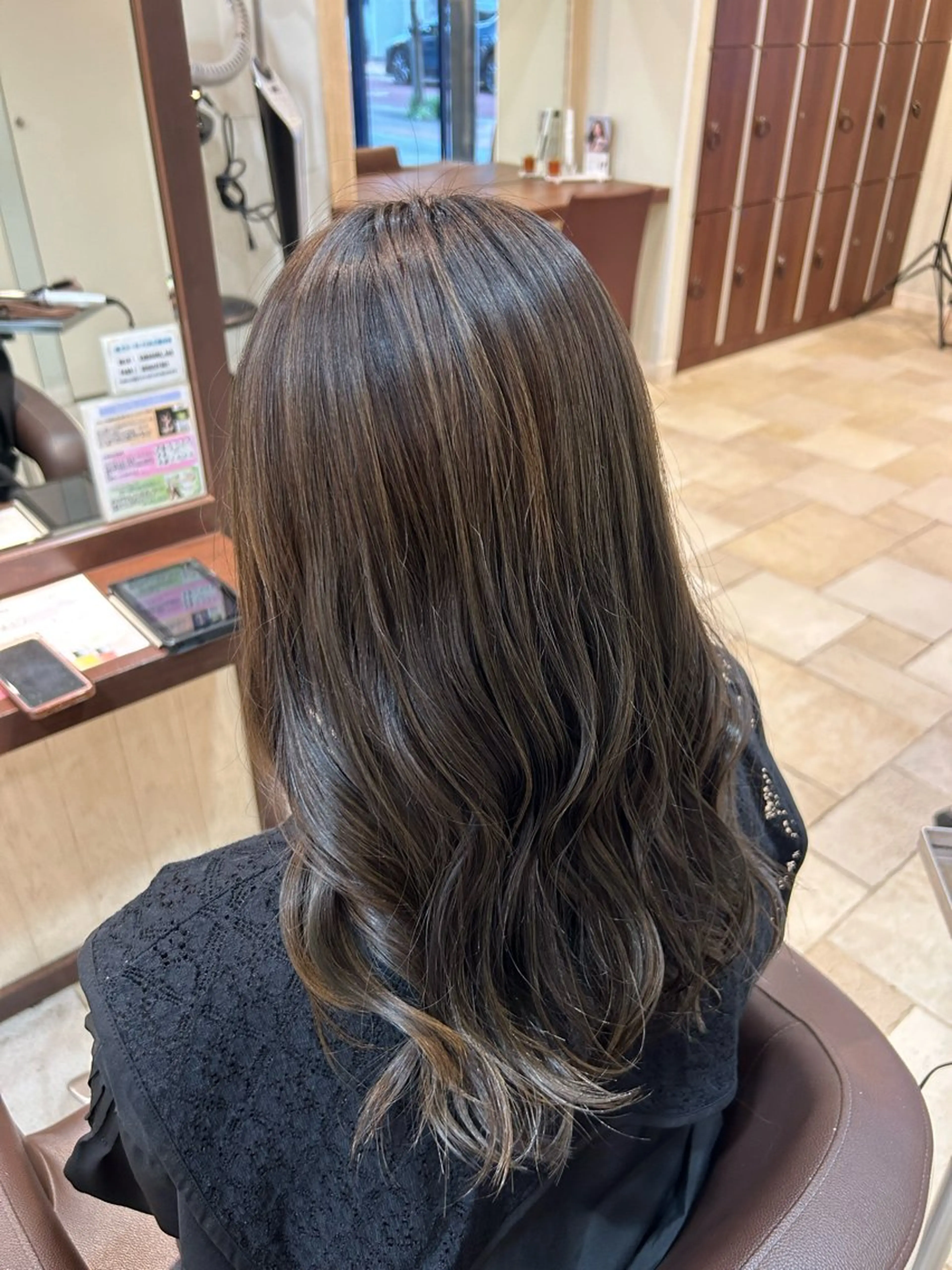 ロング アッシュ カット ヘアカラー 【髪質改善縮毛矯正✨ /パーマ】  糸満のヘアスタイル