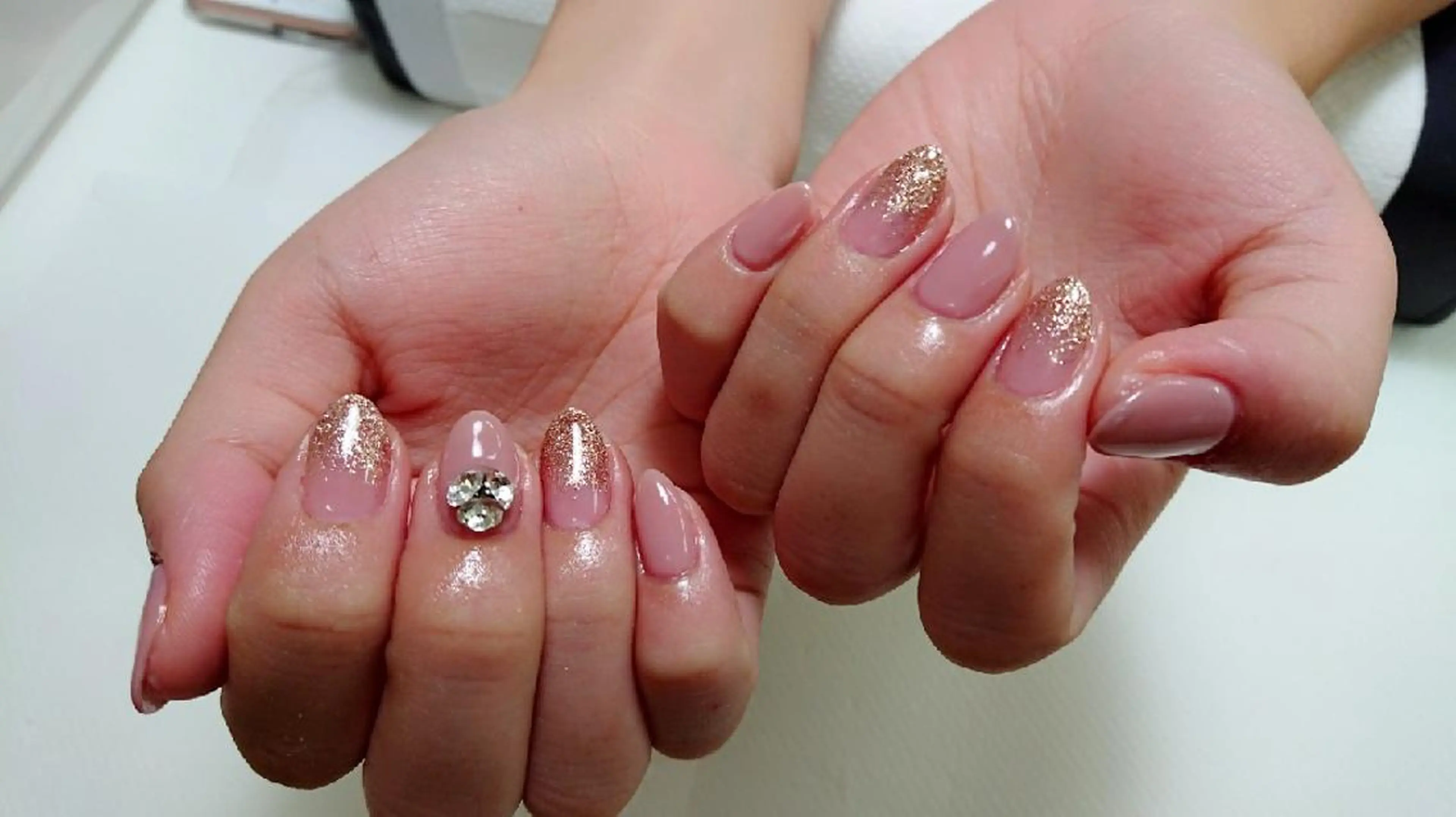 ネイル MAXKELLY chamiのネイルデザイン