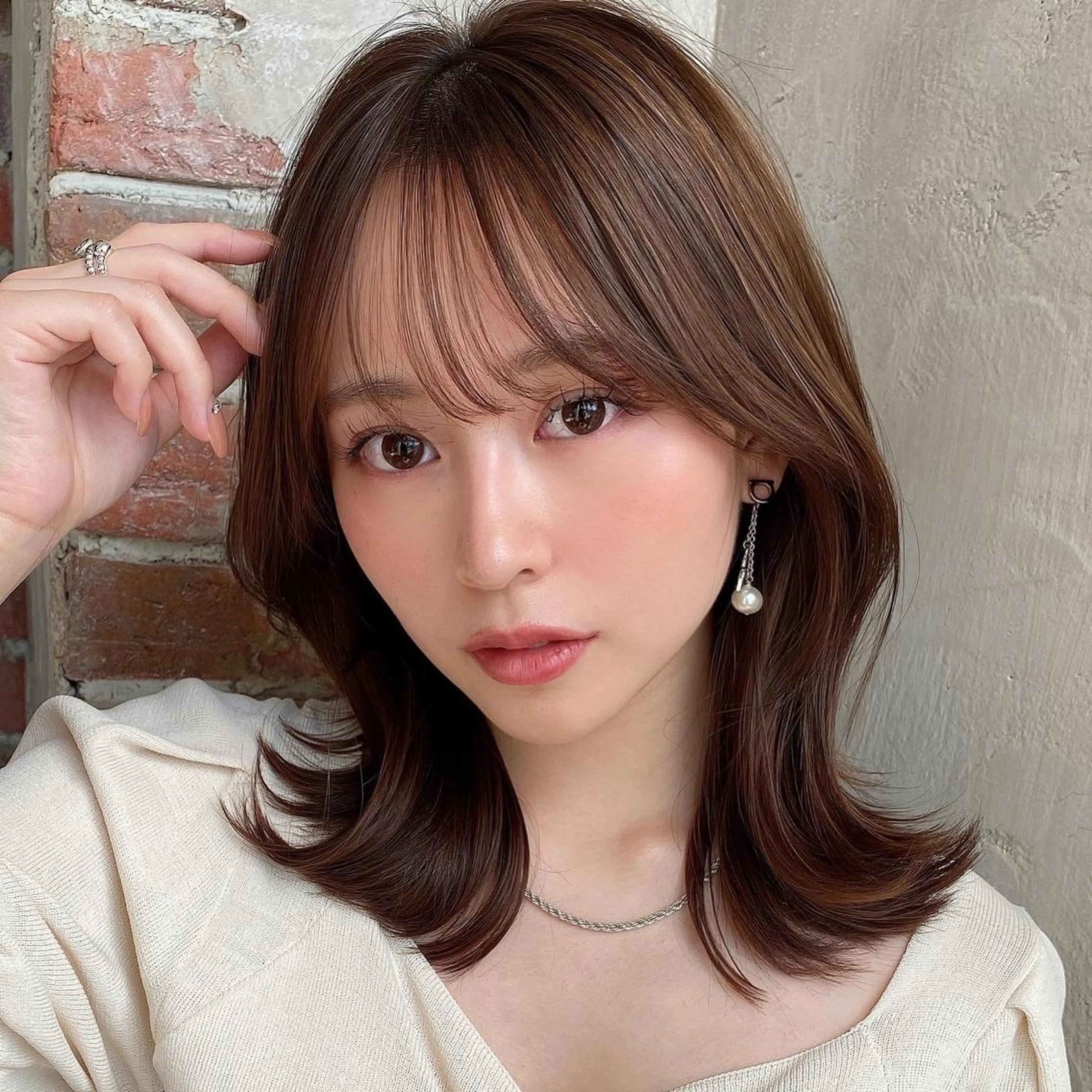 ミディアム くびれヘア 髪質改善 縮毛矯正 カット ヘアカラー トリートメント 🧡くびれヘア/前髪 顔周り🧡久原結衣のヘアスタイル