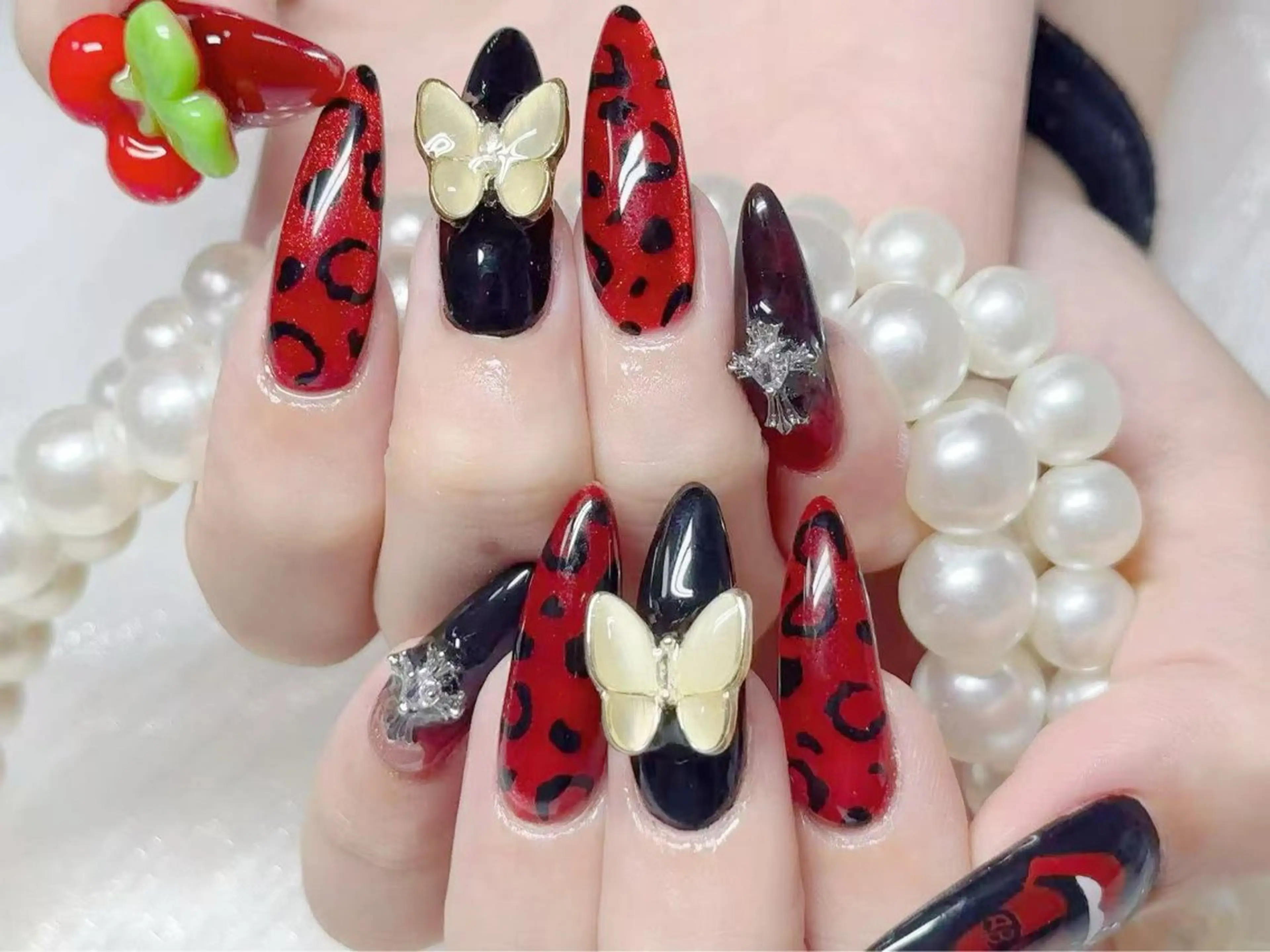 ネイル アートネイル クリアネイル 成人式 長さ出し フラッシュネイル 💫KASUMI 💅のネイルデザイン