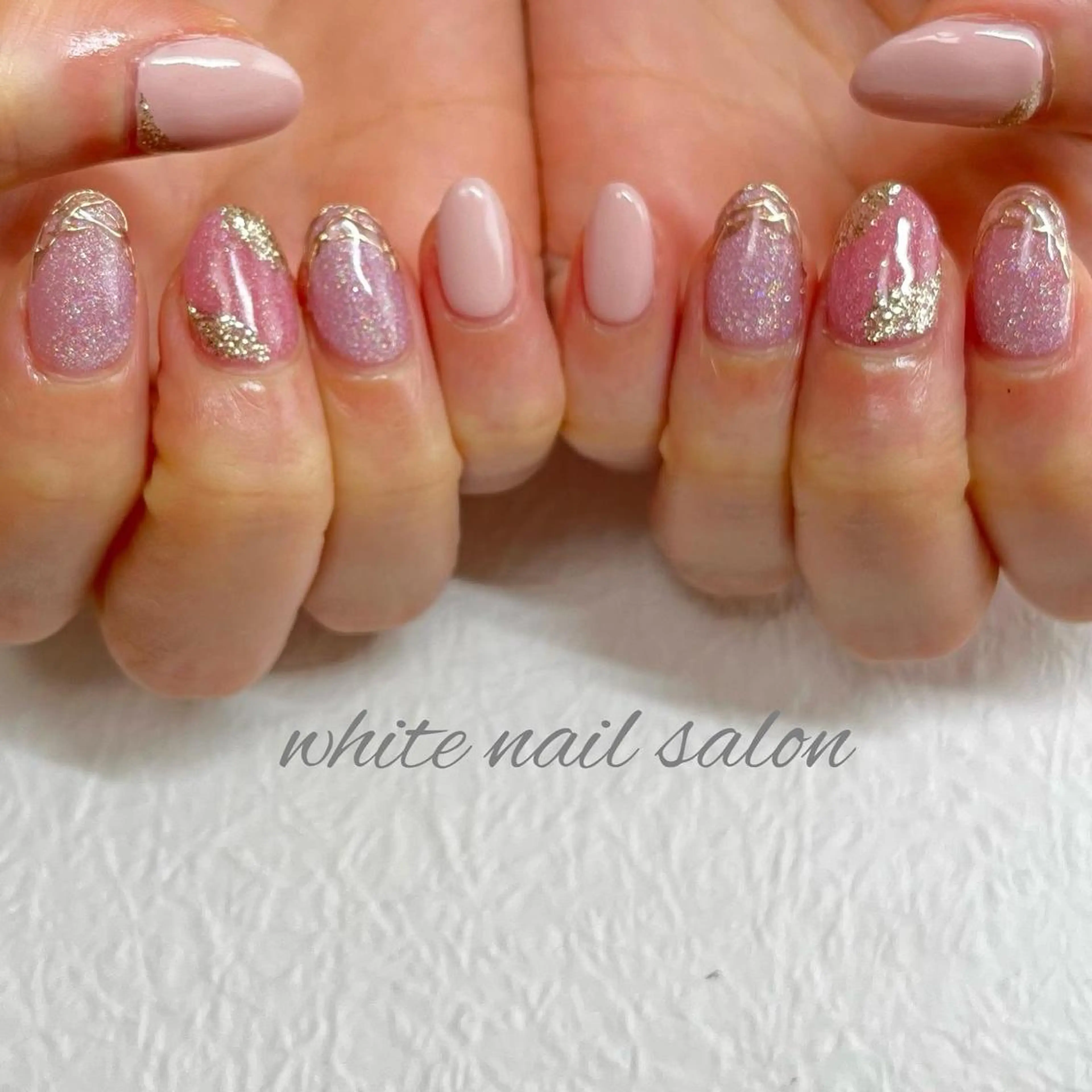 ネイル フットネイル ジェルネイル ハードジェル ラメ(グリッター) 持ち込み ハンドネイル white nail salonのネイルデザイン