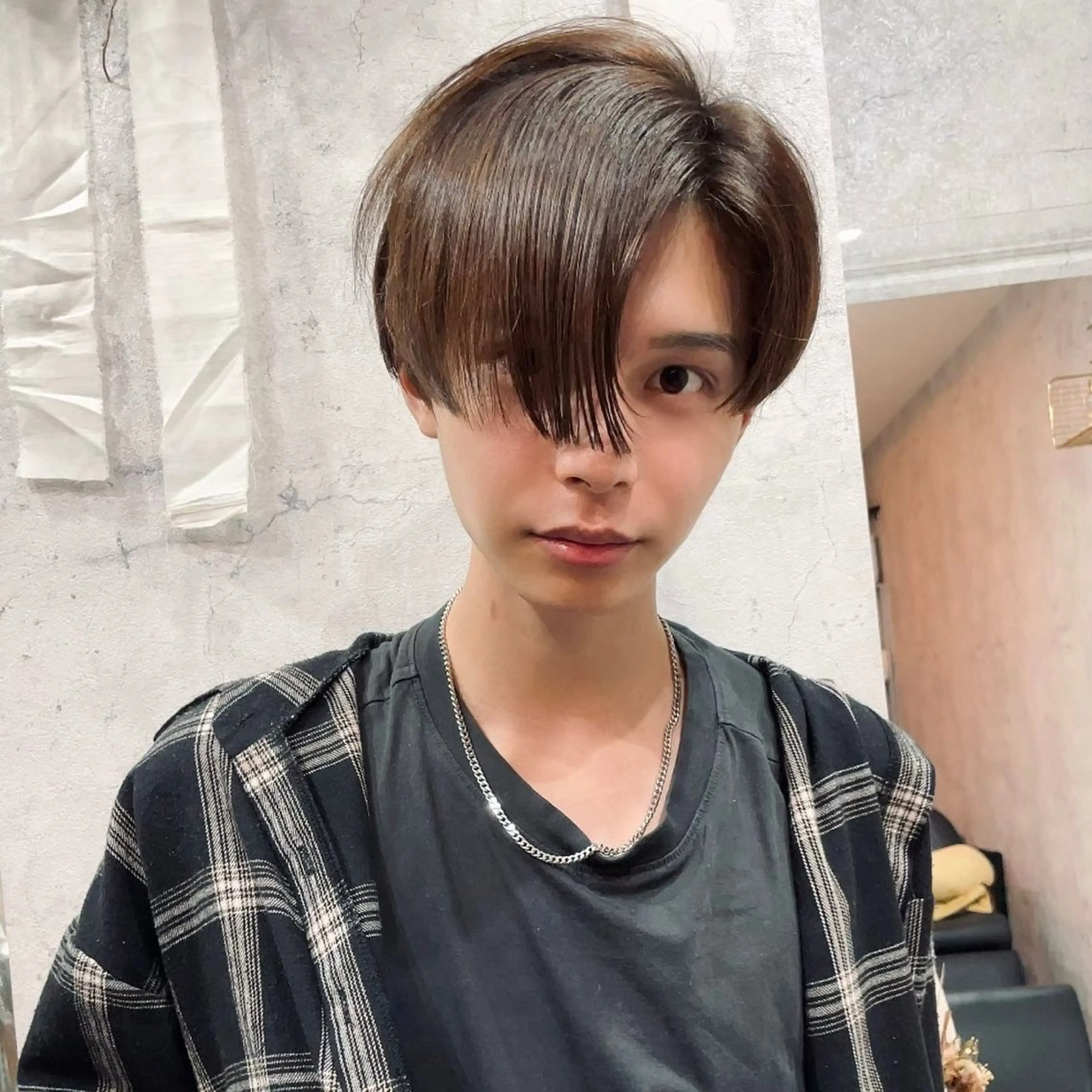 ショート カラー メンズ メンズブリーチ センターパート メンズハイトーン メンズ韓国風 ブリーチ Lay/カラーリスト Myuukaのヘアスタイル