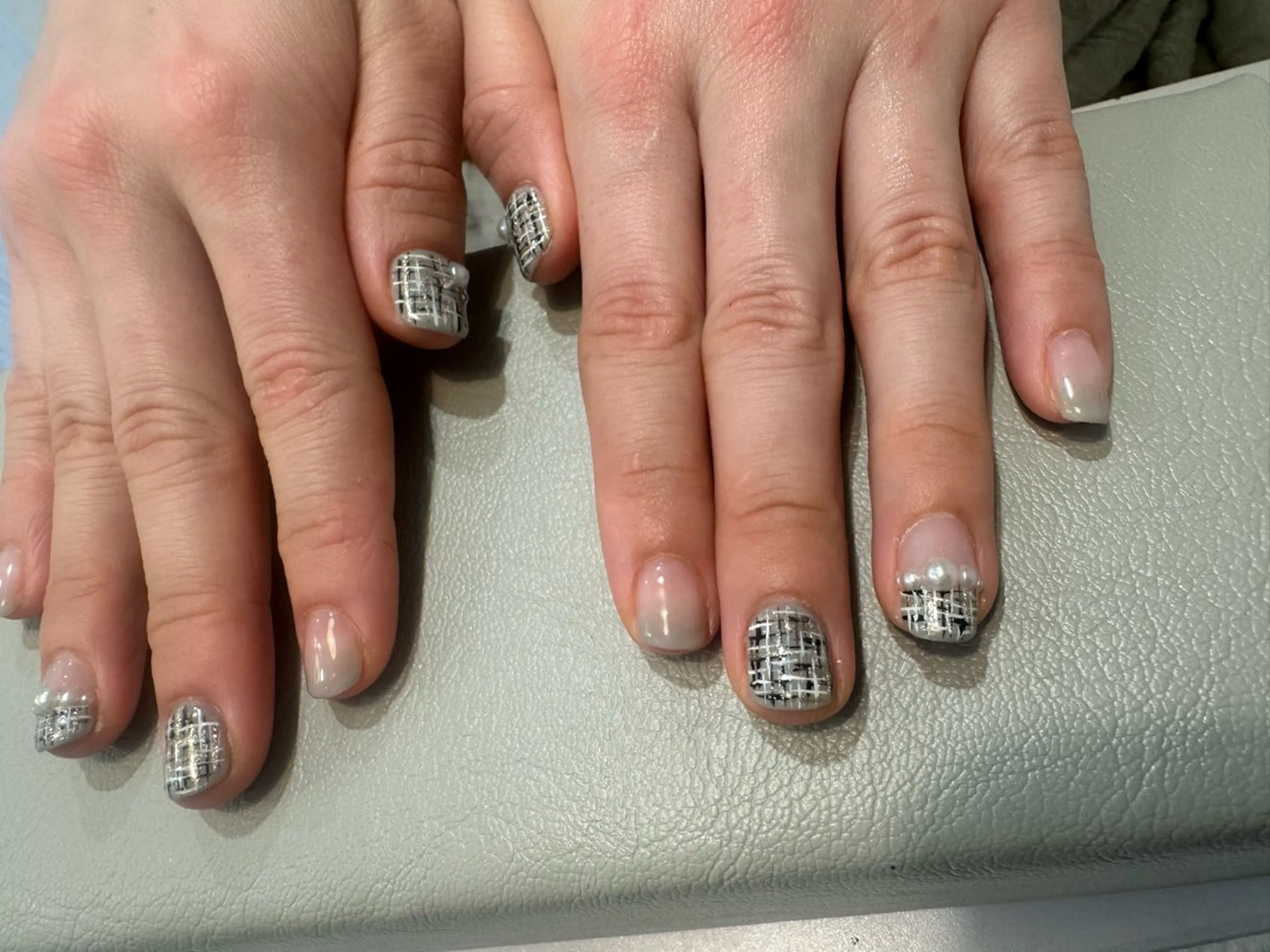 ネイル eyenailist NANAのネイルデザイン
