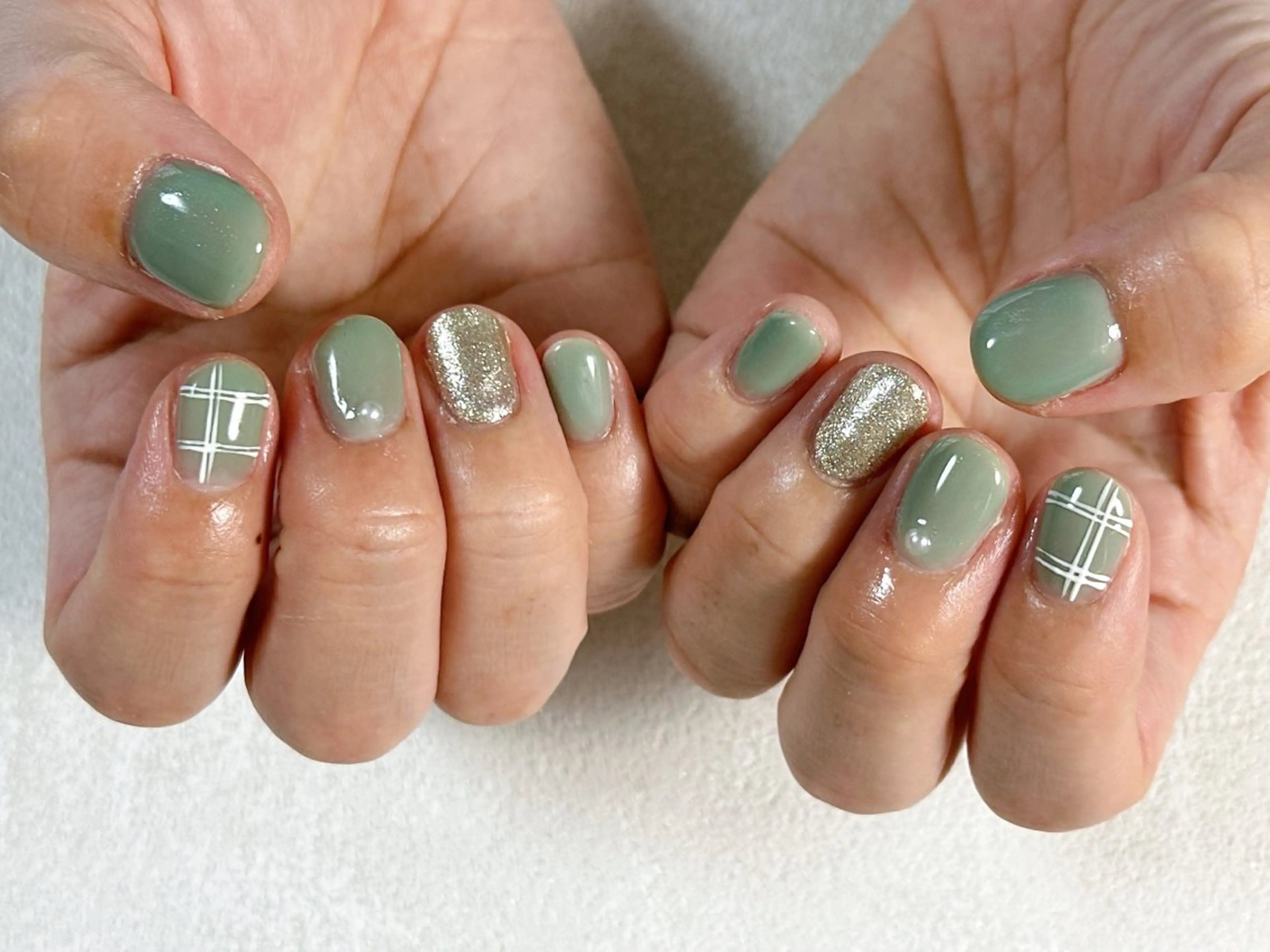ネイル オーロラネイル フットネイル フレンチネイル ジェルネイル マグネットネイル ハンドネイル kiki nail たまプラーザのネイルデザイン