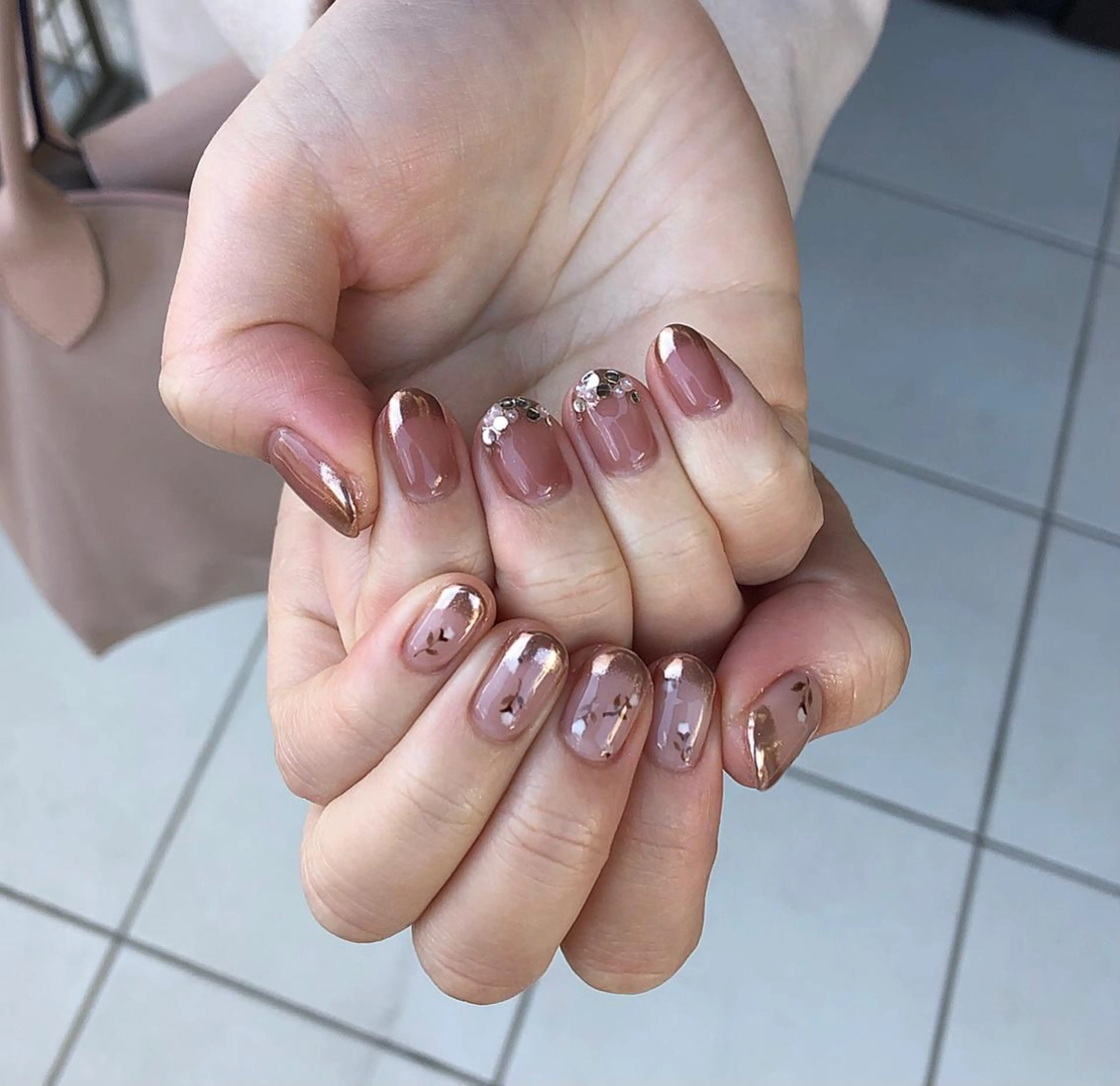 ネイル ハンドネイル émus nail Mamiのネイルデザイン