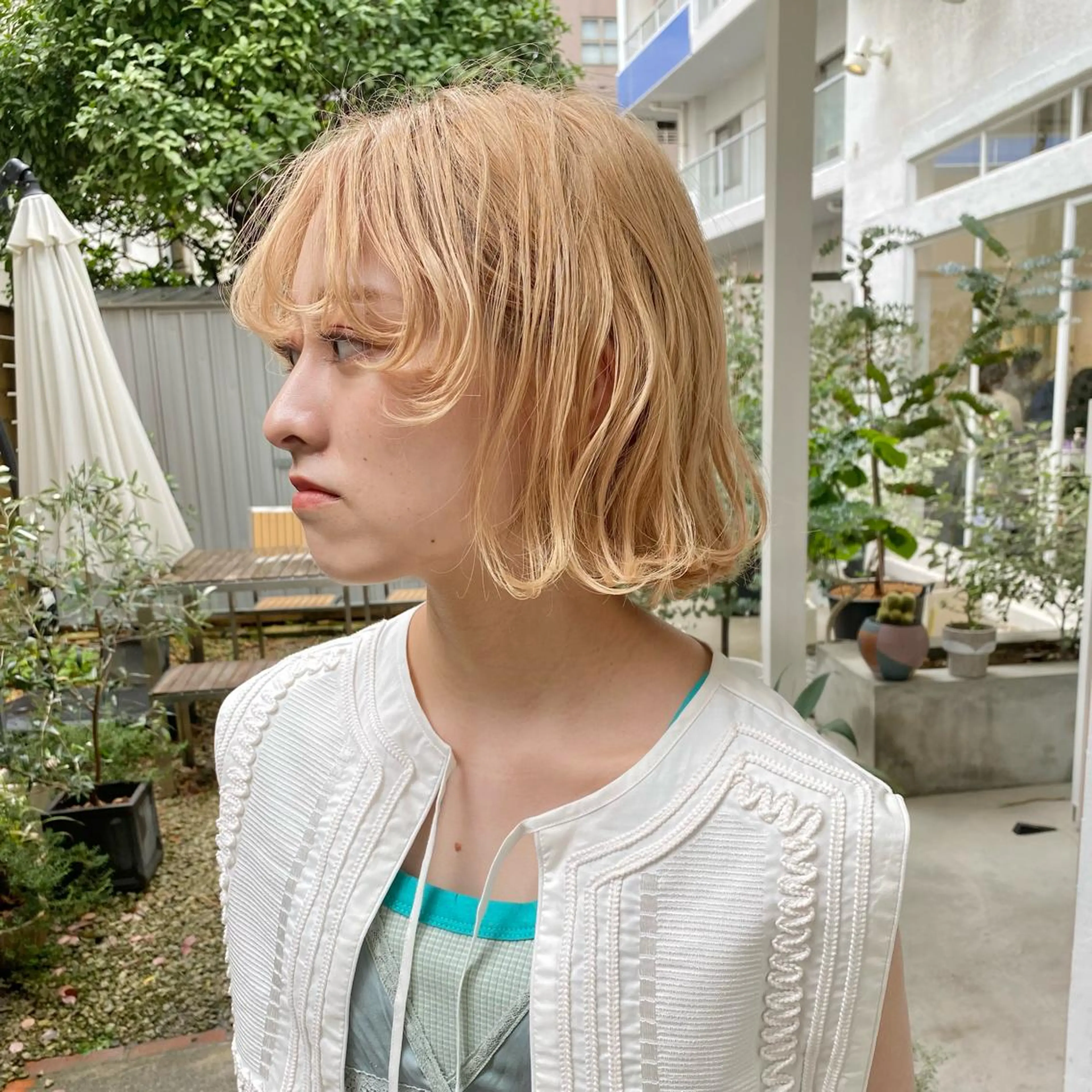 ミディアム カラー ブリーチカラーが人気 onnuのヘアスタイル