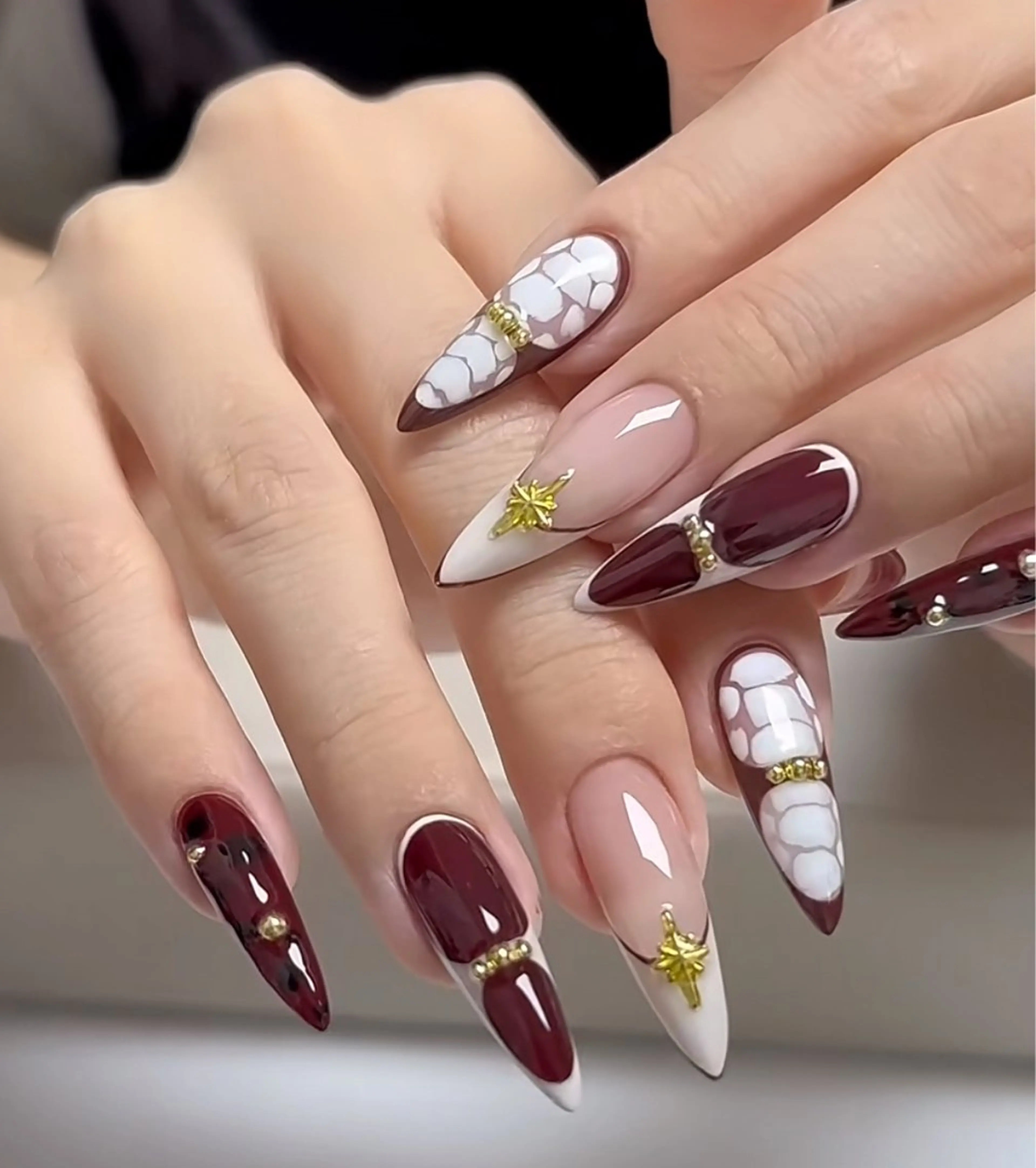 ネイル ハンドネイル Beauty Build Upのネイルデザイン