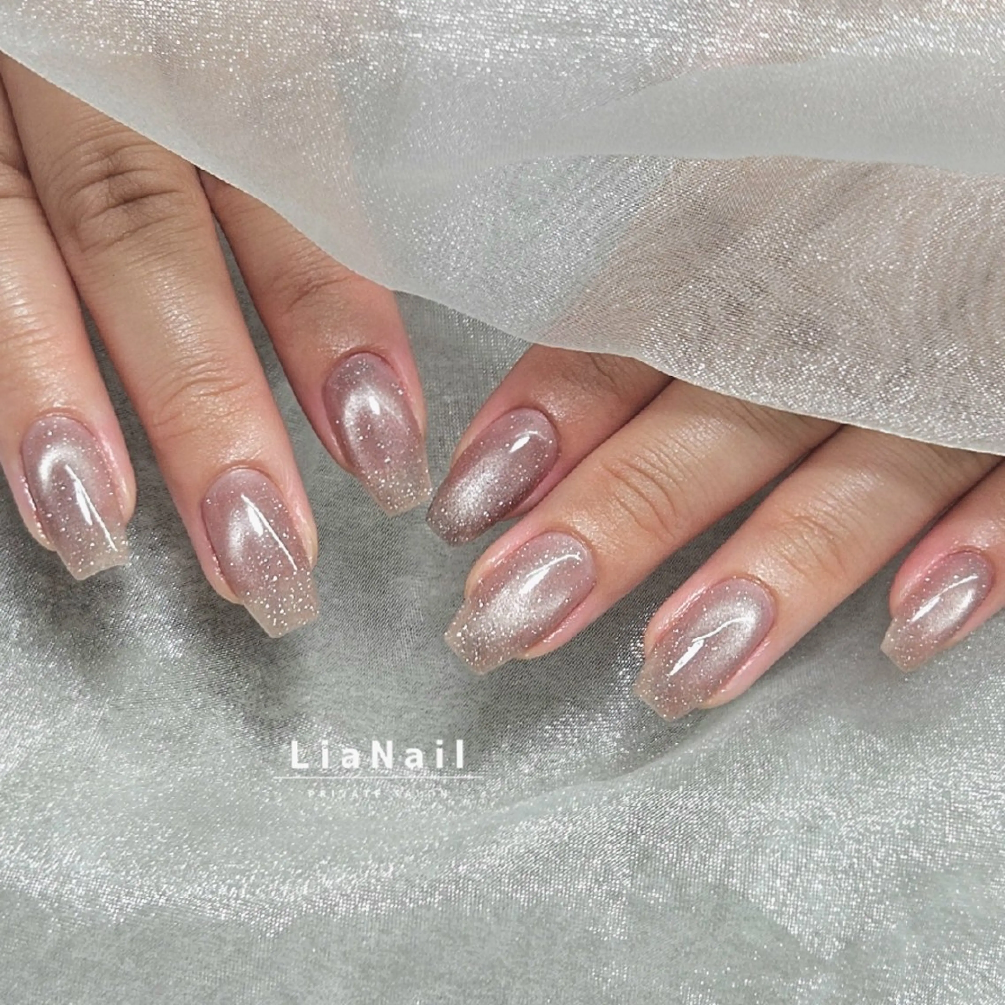 ネイル フラッシュネイル マグネットネイル ハンドネイル Lia Nailのネイルデザイン