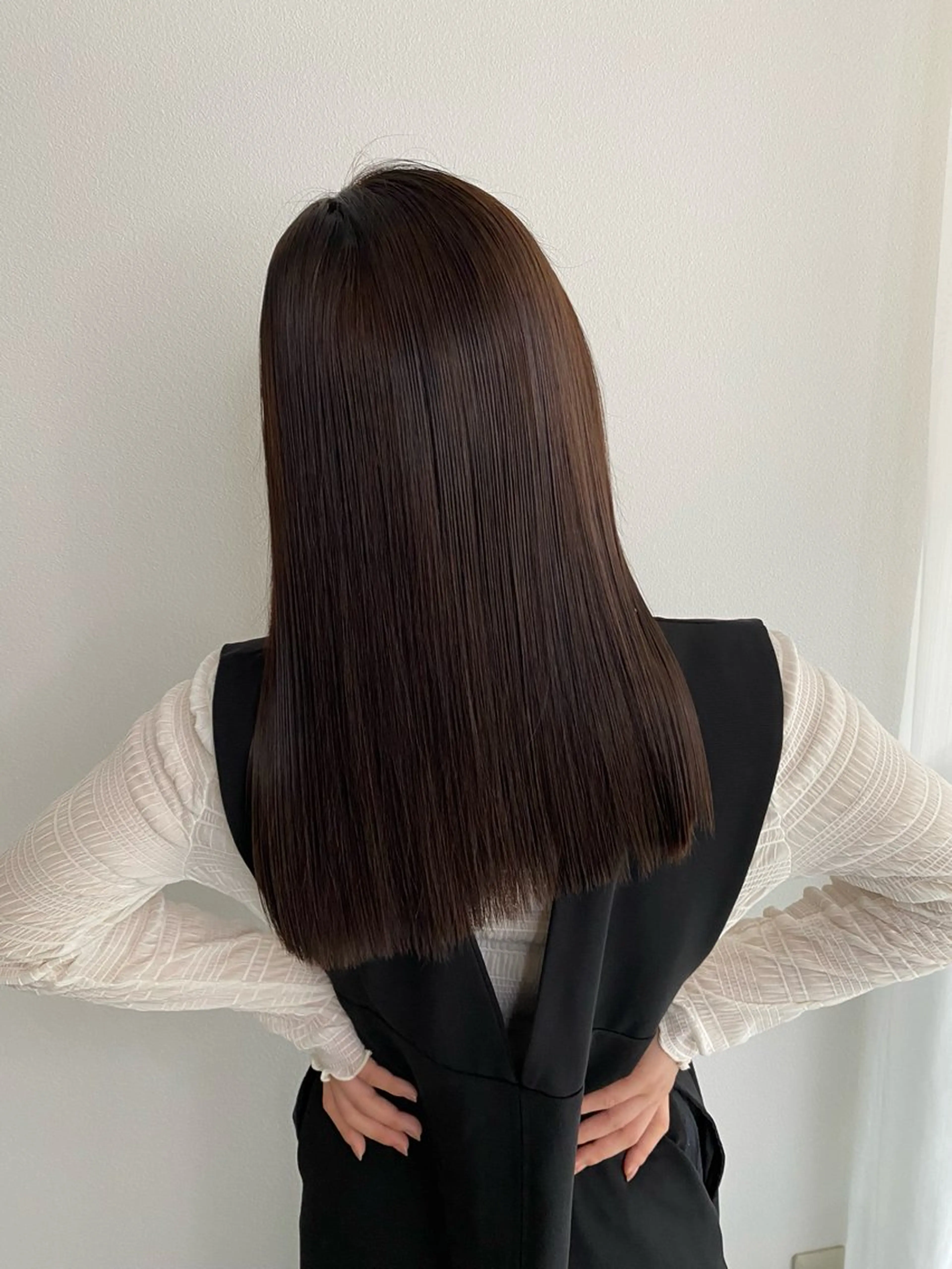 セミロング カット ヘアカラー トリートメント 指名支持率NO.1 スタイリストのヘアスタイル