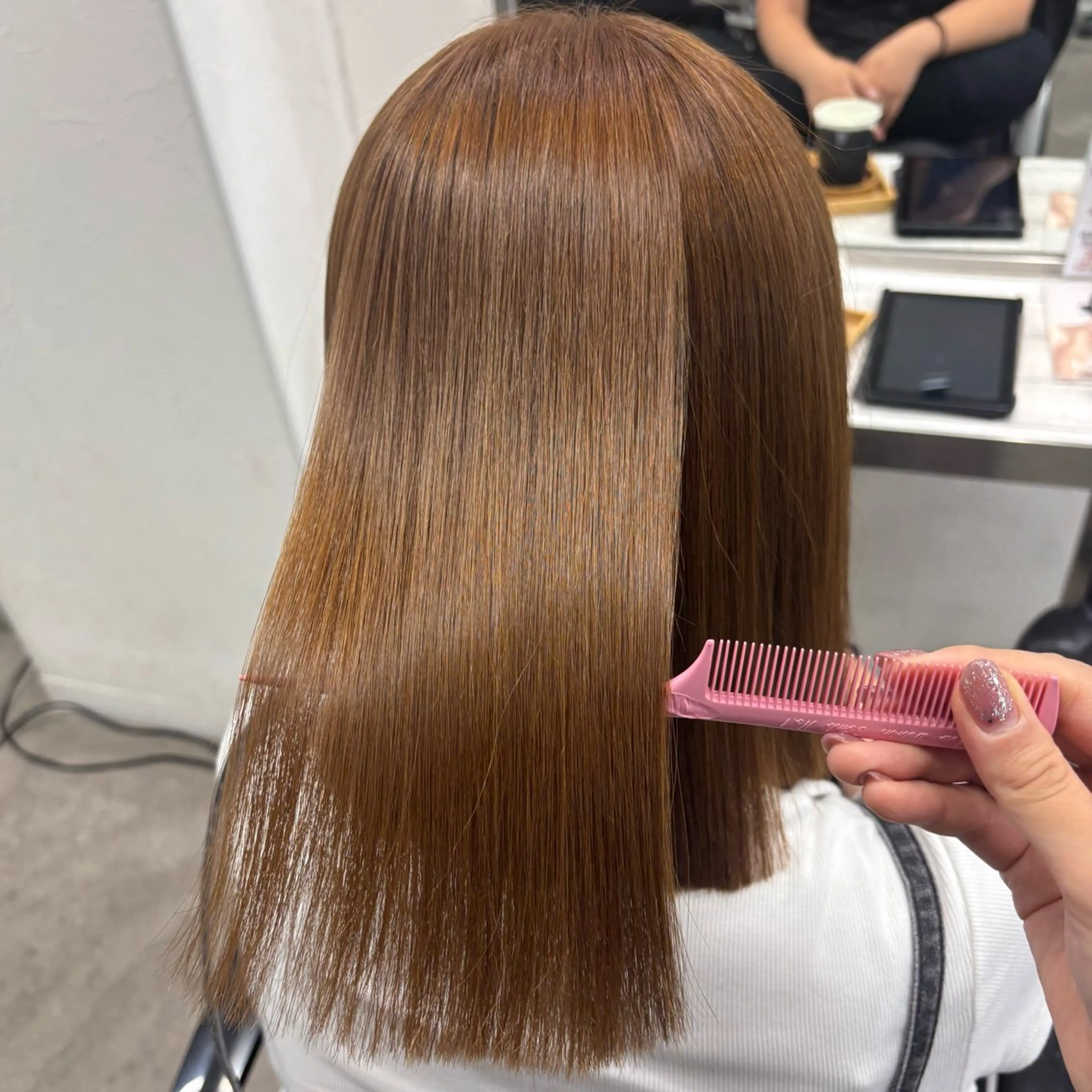セミロング 髪質改善/縮毛矯正/ 暖色カラー🎀🪞のヘアスタイル