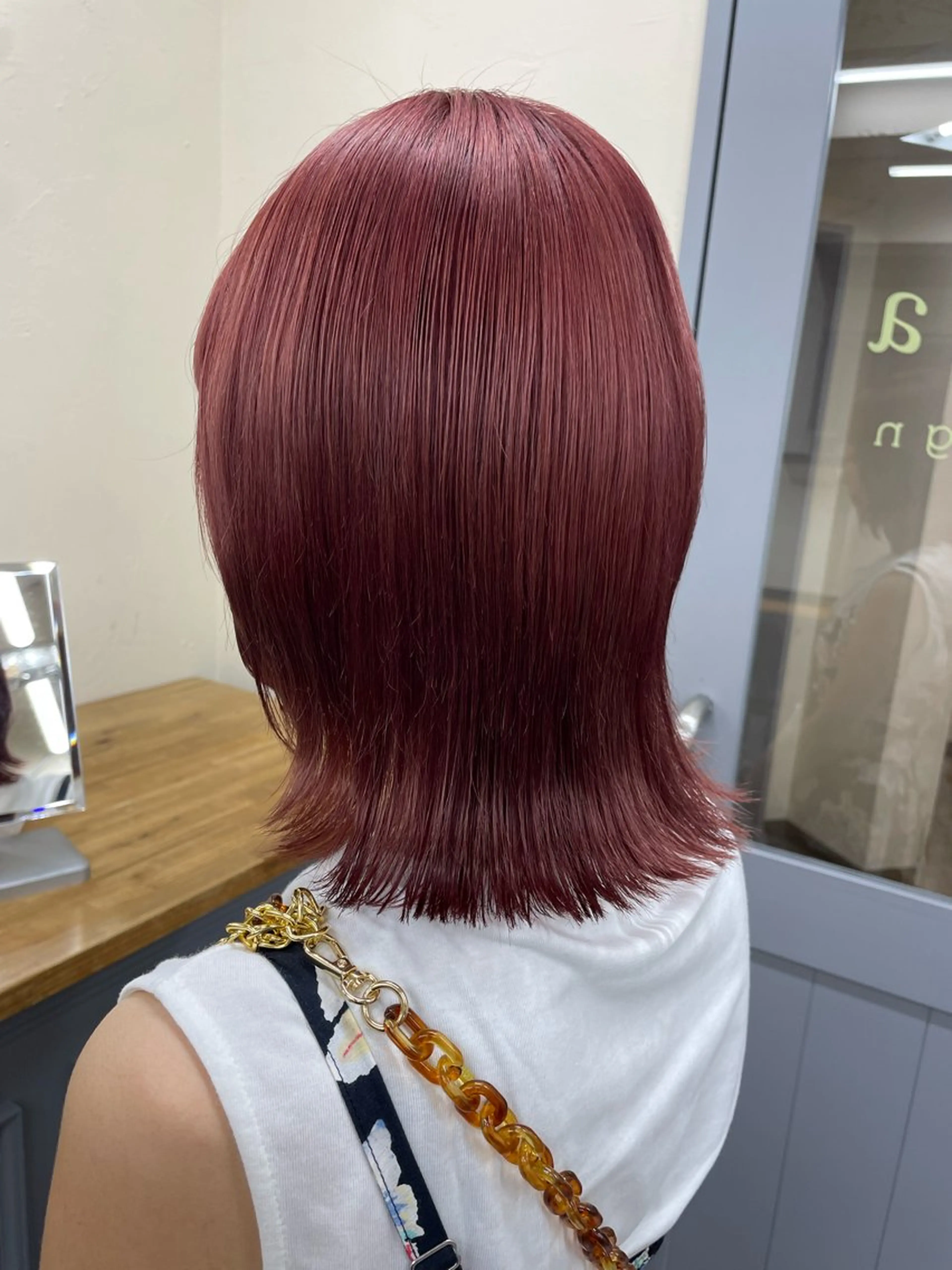 ミディアム カラー ヘアカラー 🌸柔らかハイトーン 🧃Shionのヘアスタイル