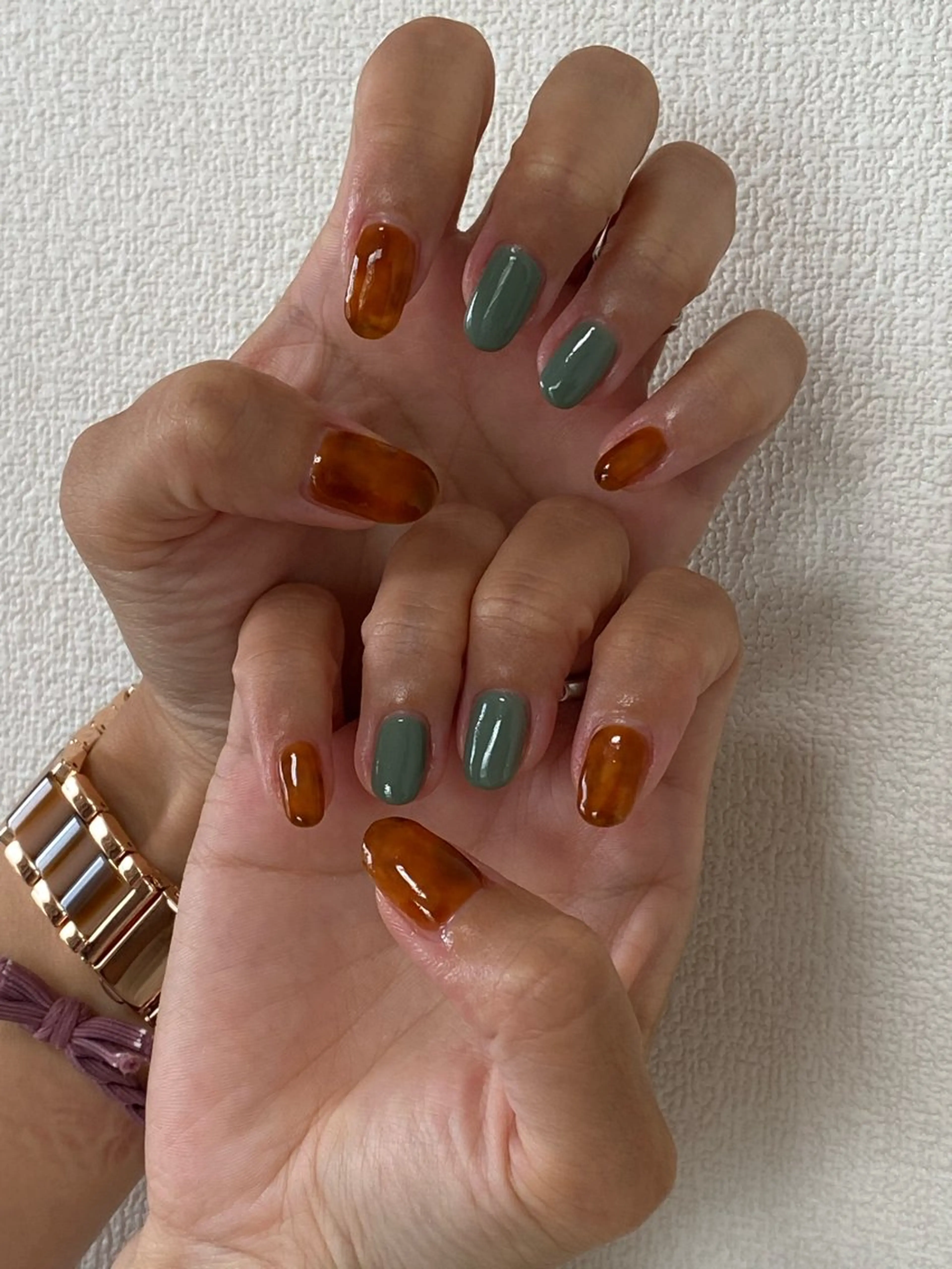 ネイル べっ甲ネイル ハンドネイル 自宅サロン FeelFreeのネイルデザイン