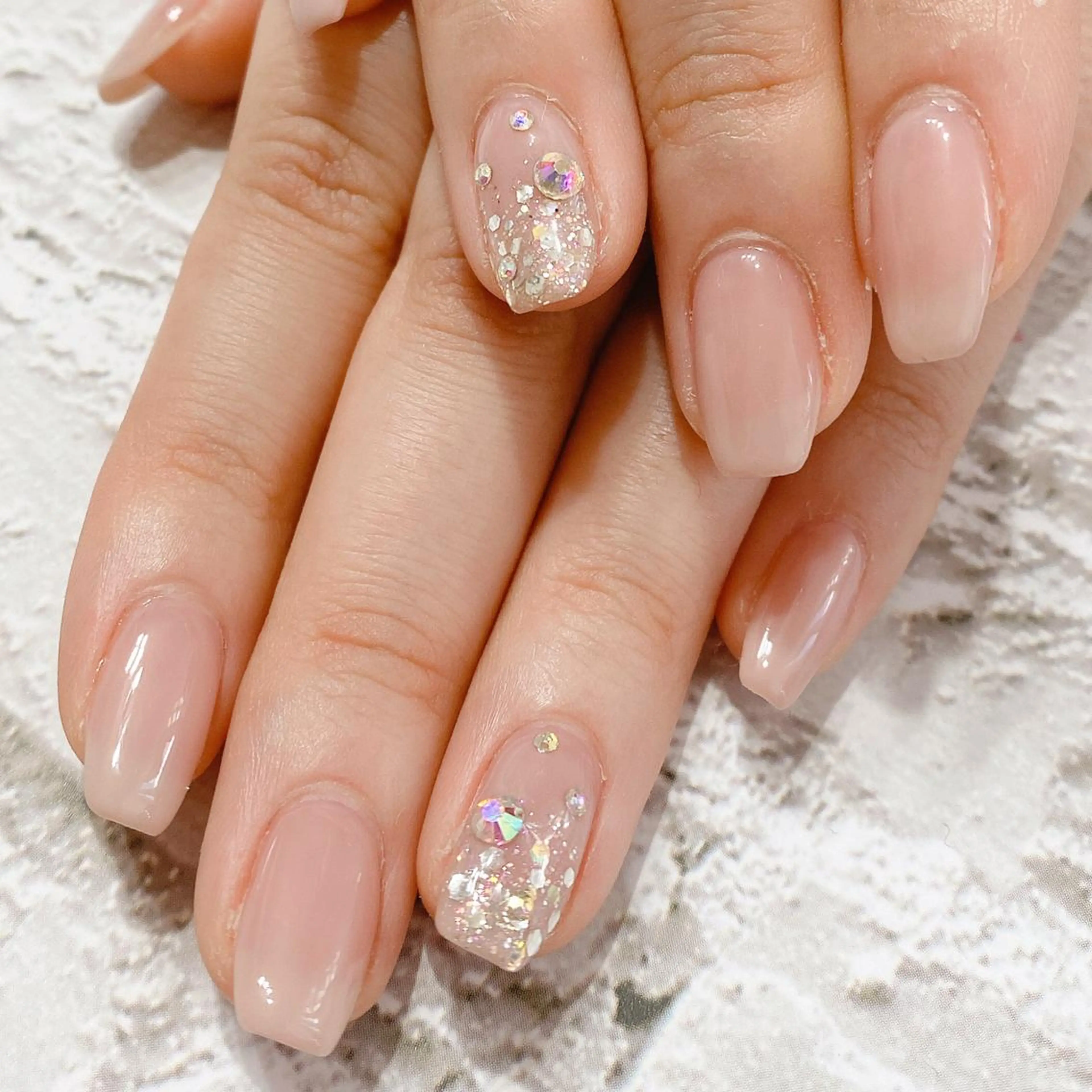 ネイル ストーンネイル Jasmine NAILのネイルデザイン