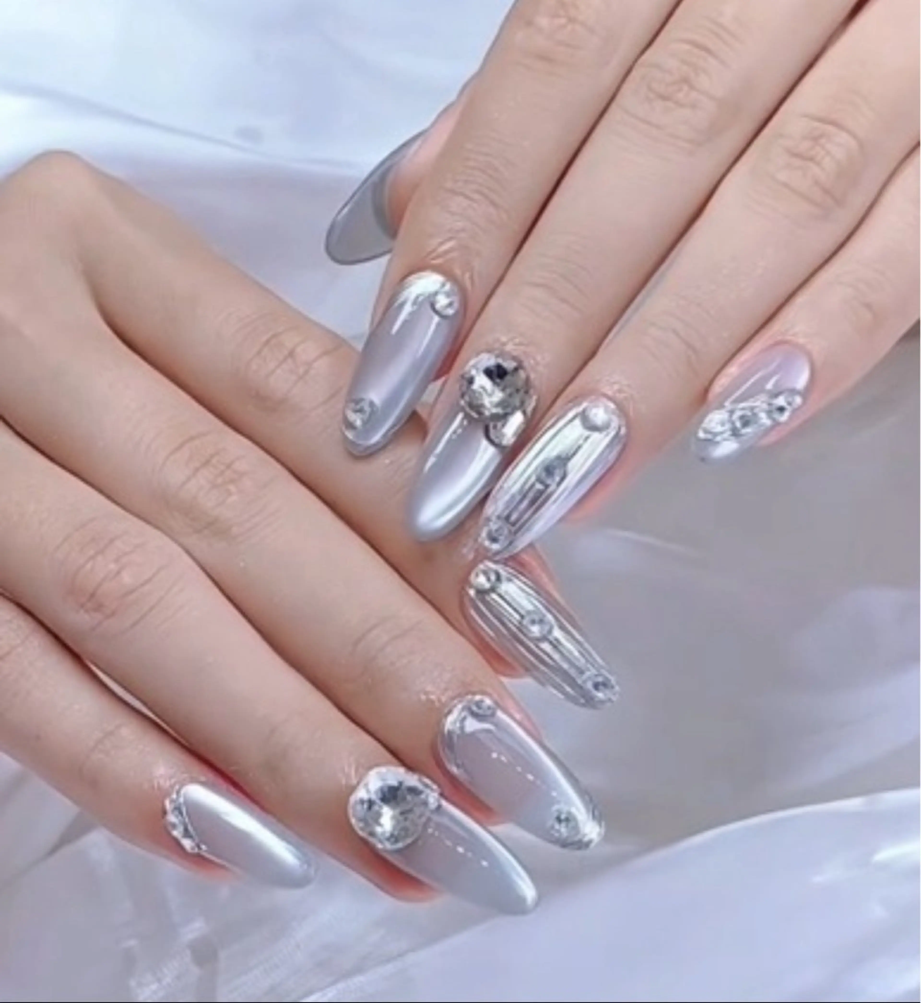ネイル アートネイル 成人式 ジェルネイル ニュアンスネイル ネイルチップ Kora Nailのネイルデザイン