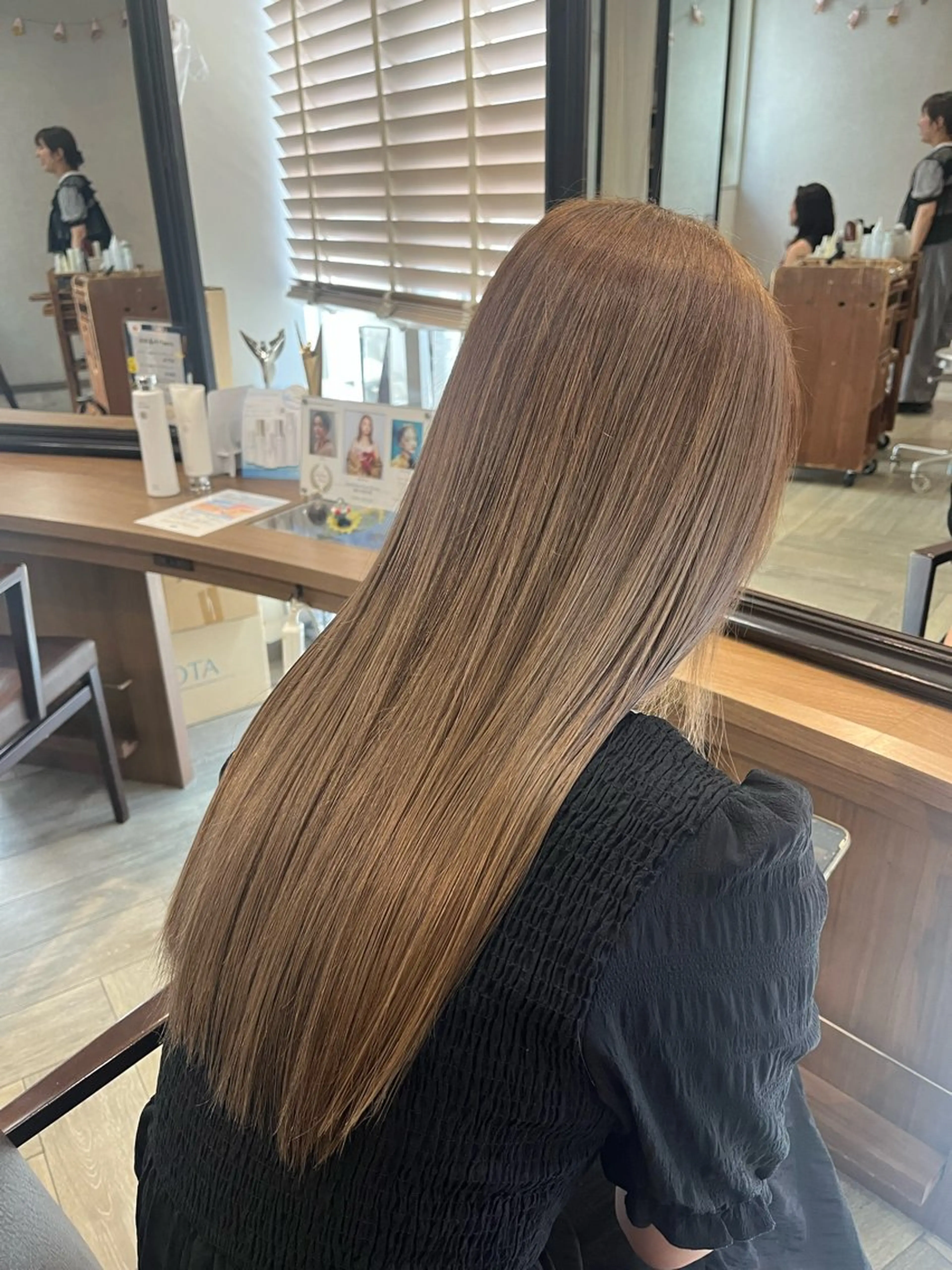 カラー ベージュカラー ヘアカラー いまい ちひろのヘアスタイル