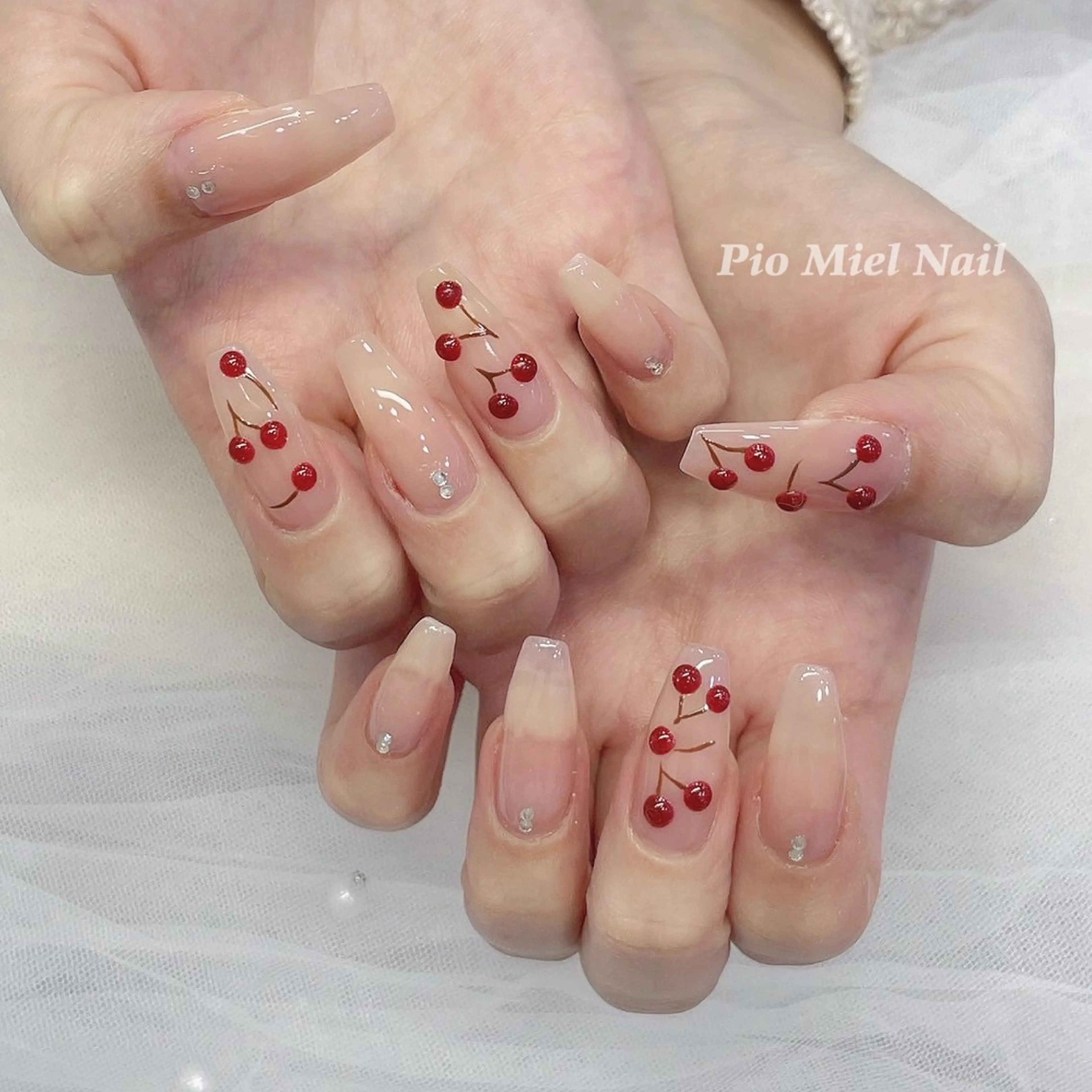ネイル フレンチネイル 韓国ネイル マグネットネイル ニュアンスネイル ワンカラーネイル ハンドネイル Pio Mielのネイルデザイン