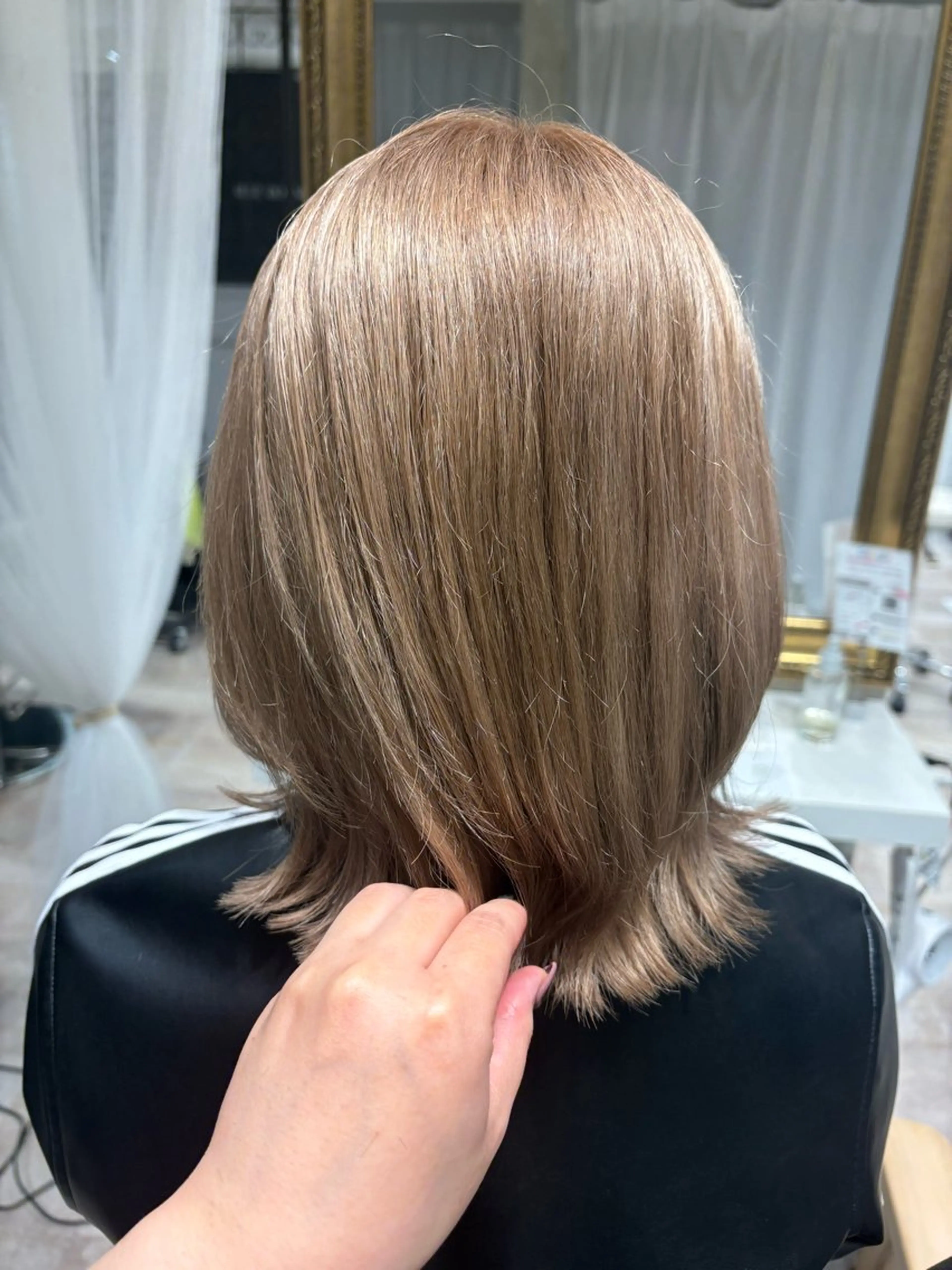 ミディアム カラー 🧸 山下 礼華 🧸のヘアスタイル