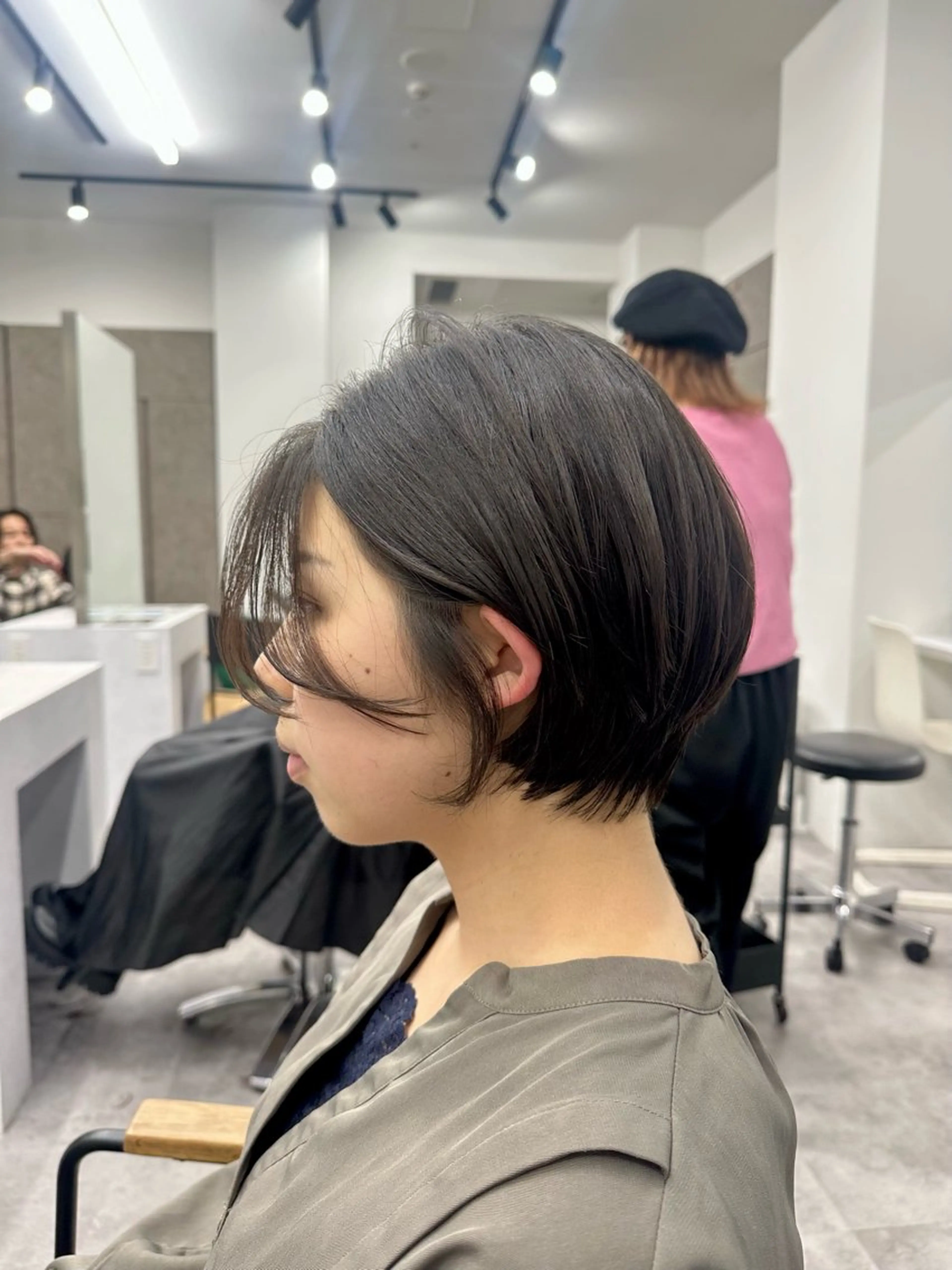 ショート 顔周りカット ショートヘア カット ごとう さなのヘアスタイル