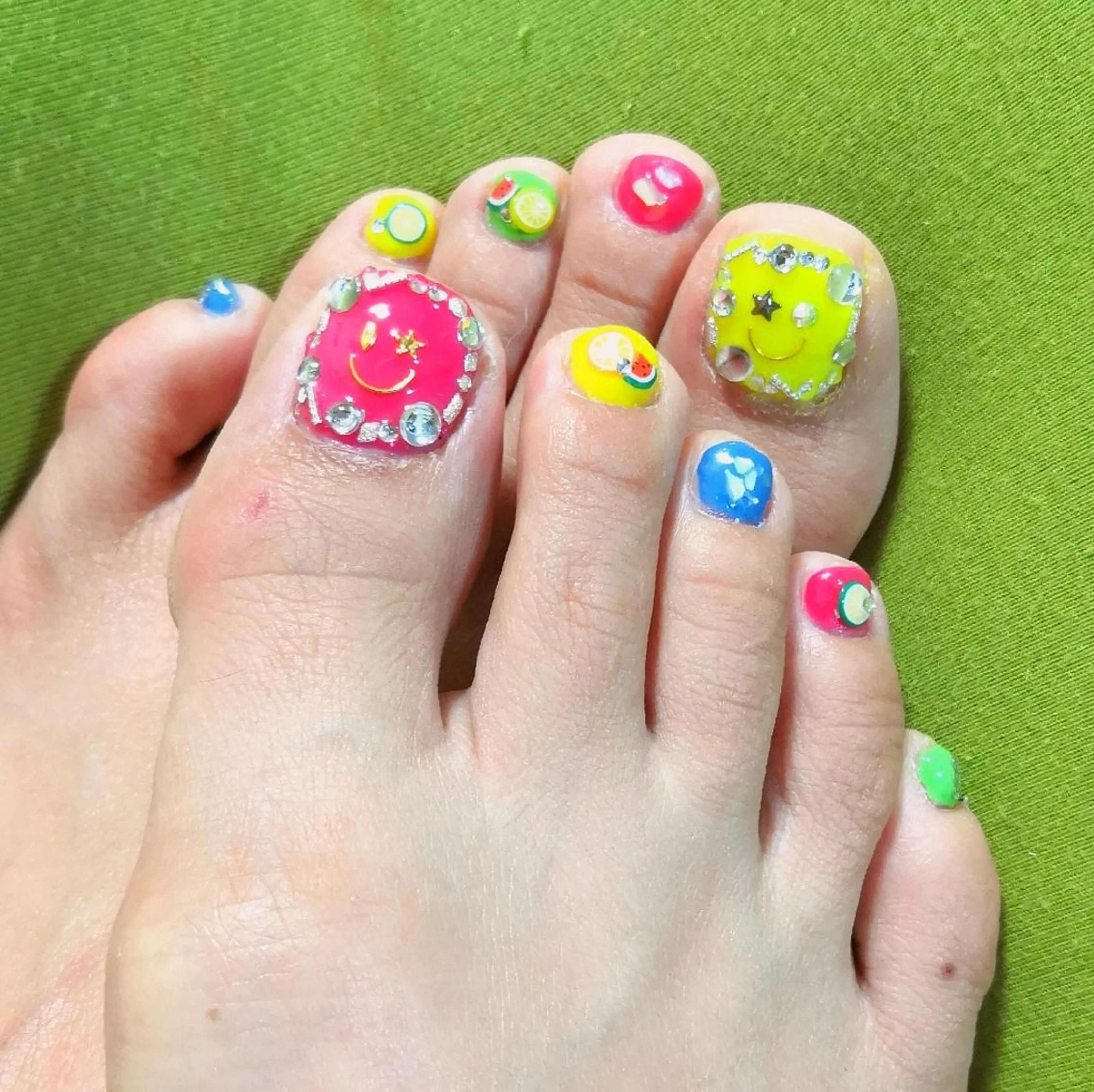 ネイル フットネイル フットネイル Nailsalon WAO!!!のネイルデザイン
