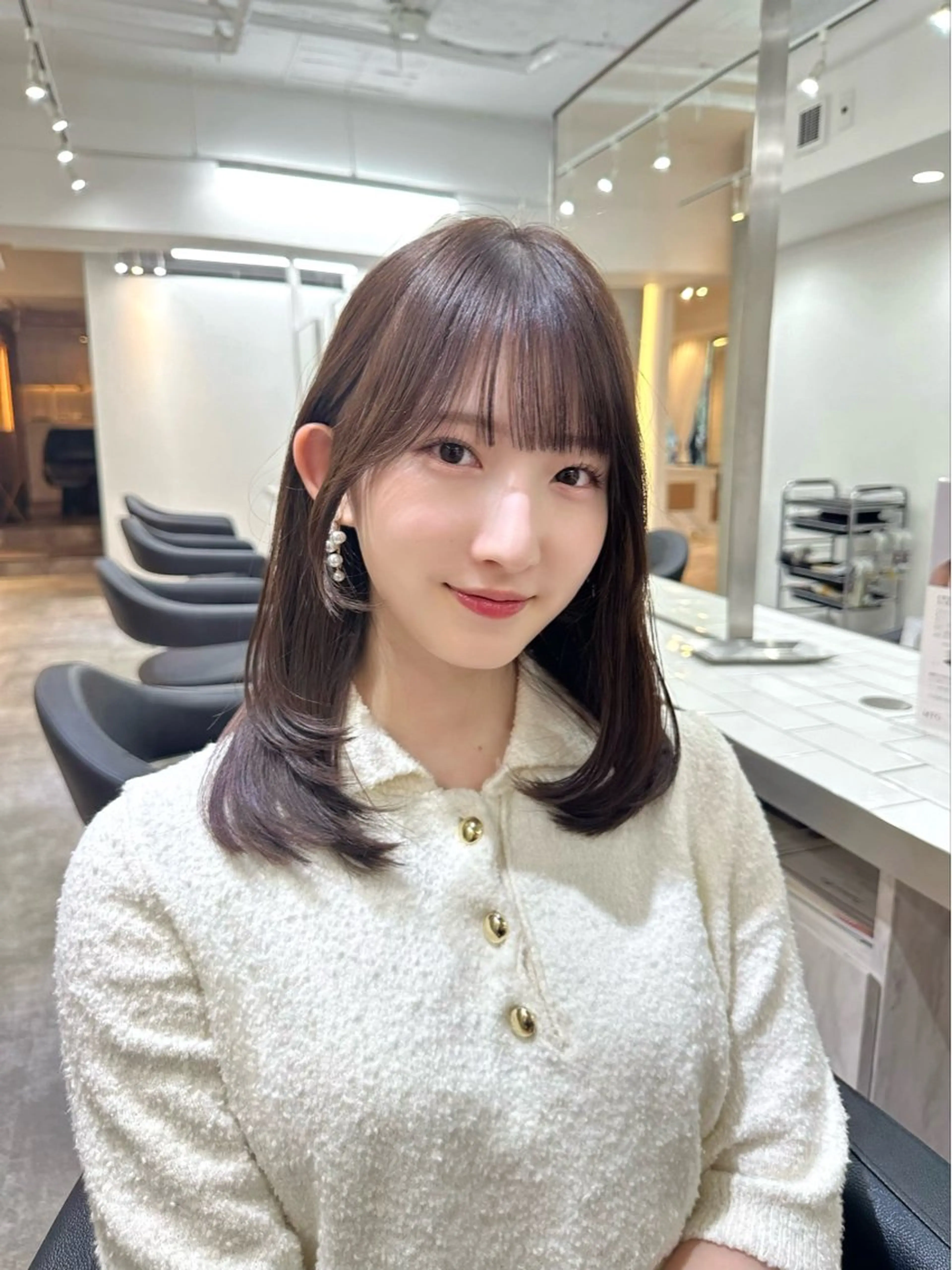 セミロング カラー カット ヘアカラー トリートメント レイヤー オリーブ/ ベージュ/添田晃基のヘアスタイル