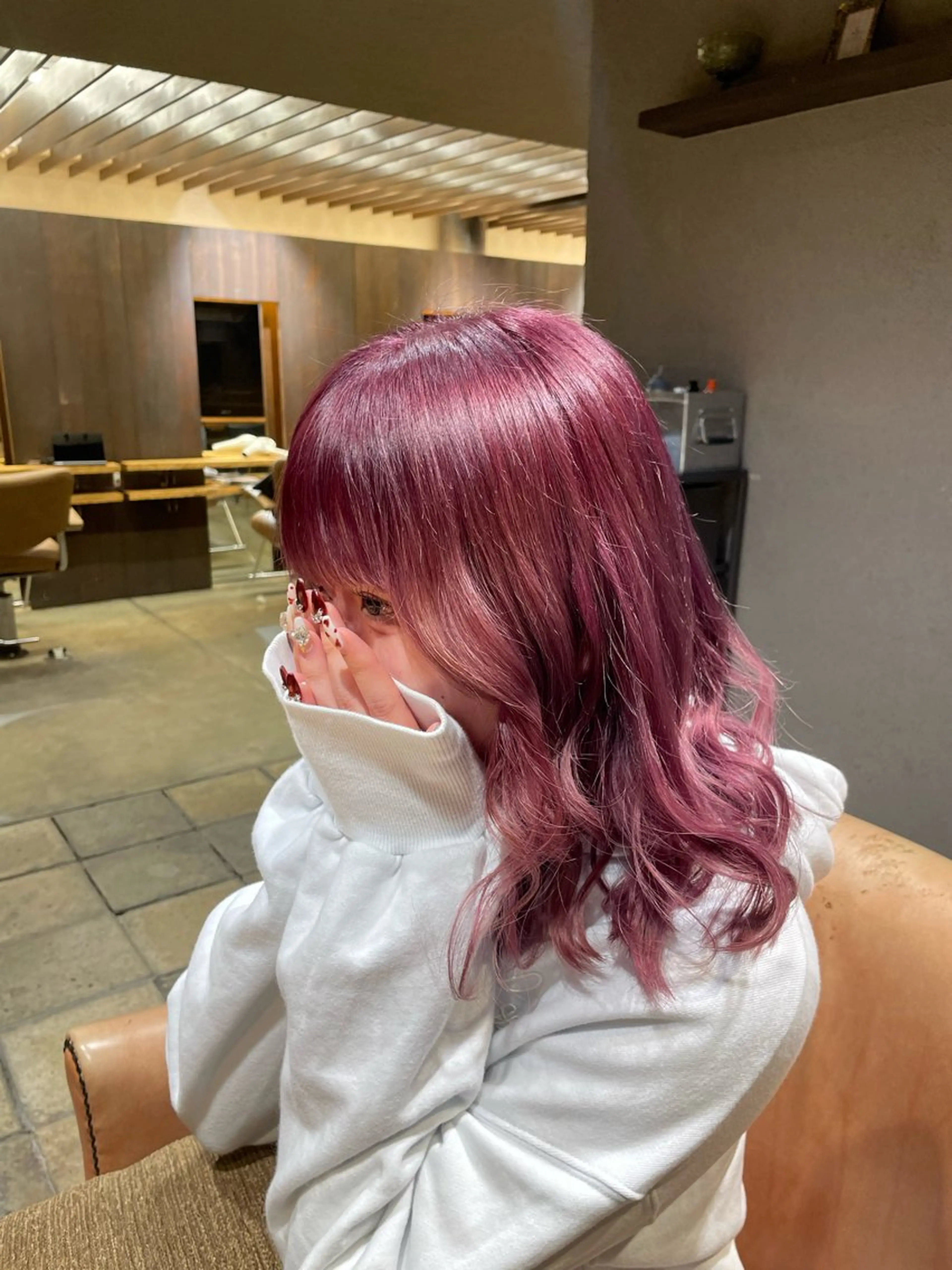 ロング カラー the Help所属・朝斗/ブリーチなし ・Wカラー・エクステのヘアスタイル