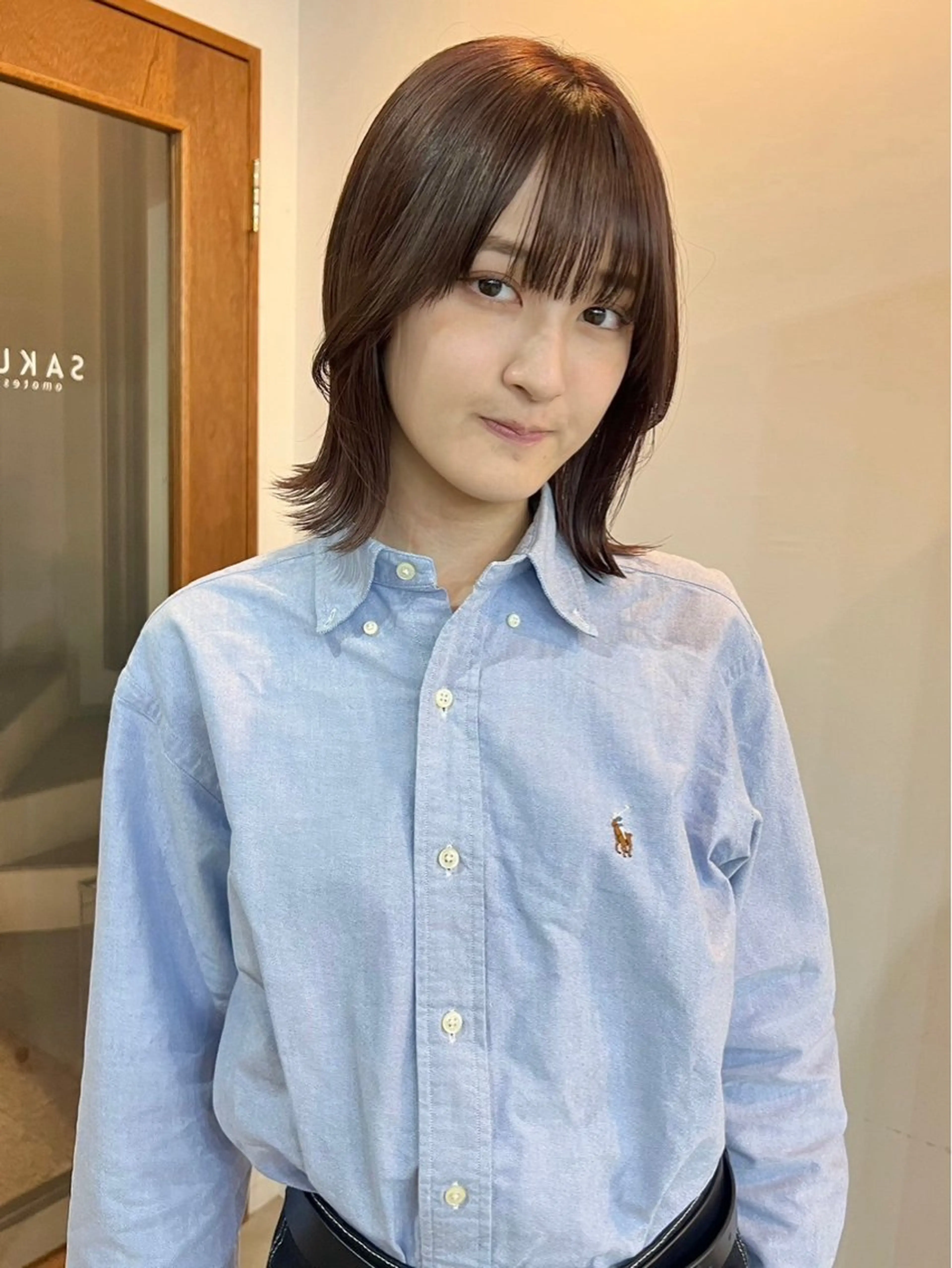 ミディアム 横山 奈央のヘアスタイル