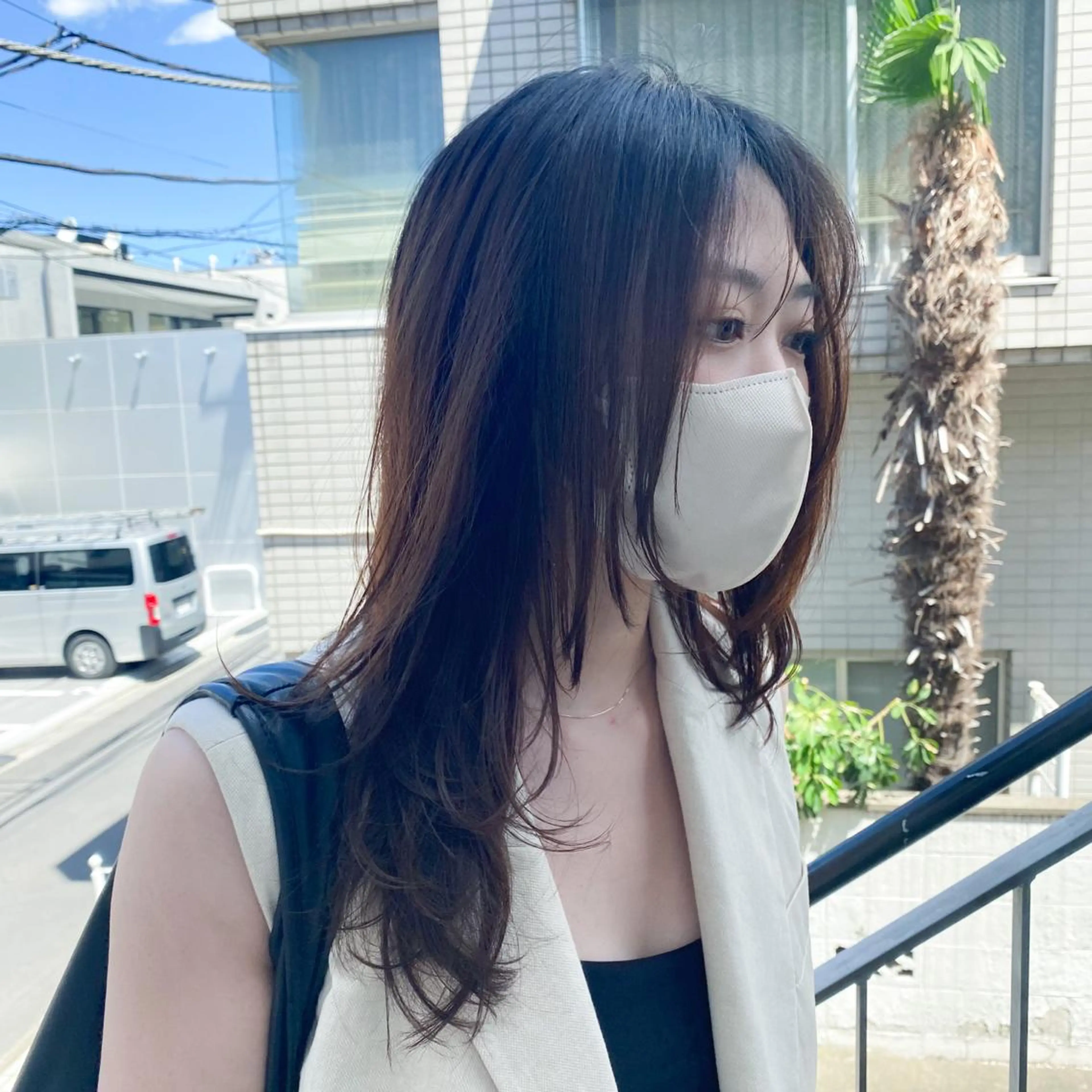 セミロング 艶髪ブリーチ 永井竜也のヘアスタイル