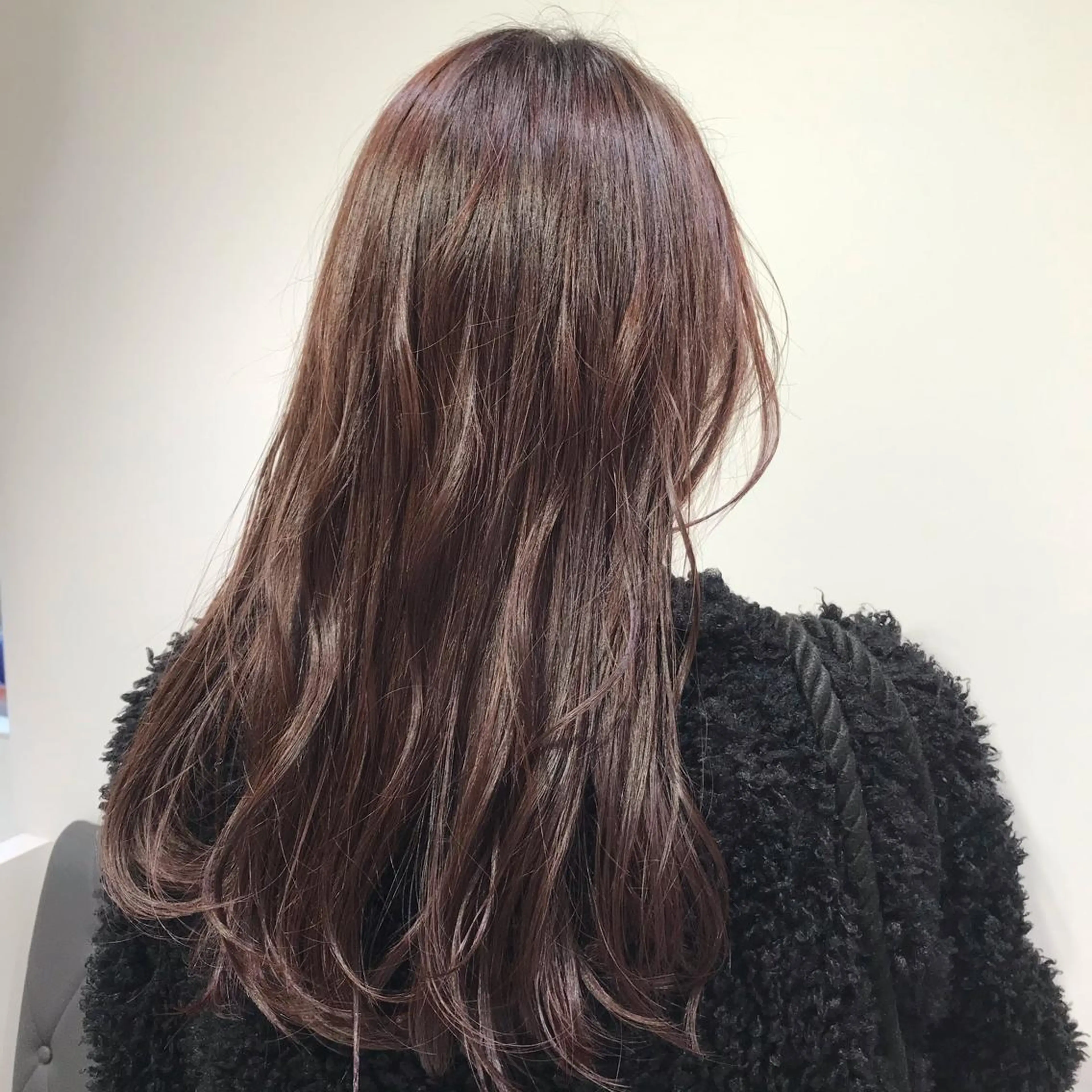 セミロング カラー ベージュカラー 透明感カラー イルミナカラー ピンクカラー ピンクベージュ カット ヘアカラー トリートメント 暖色カラー🌹 中山由梨のヘアスタイル