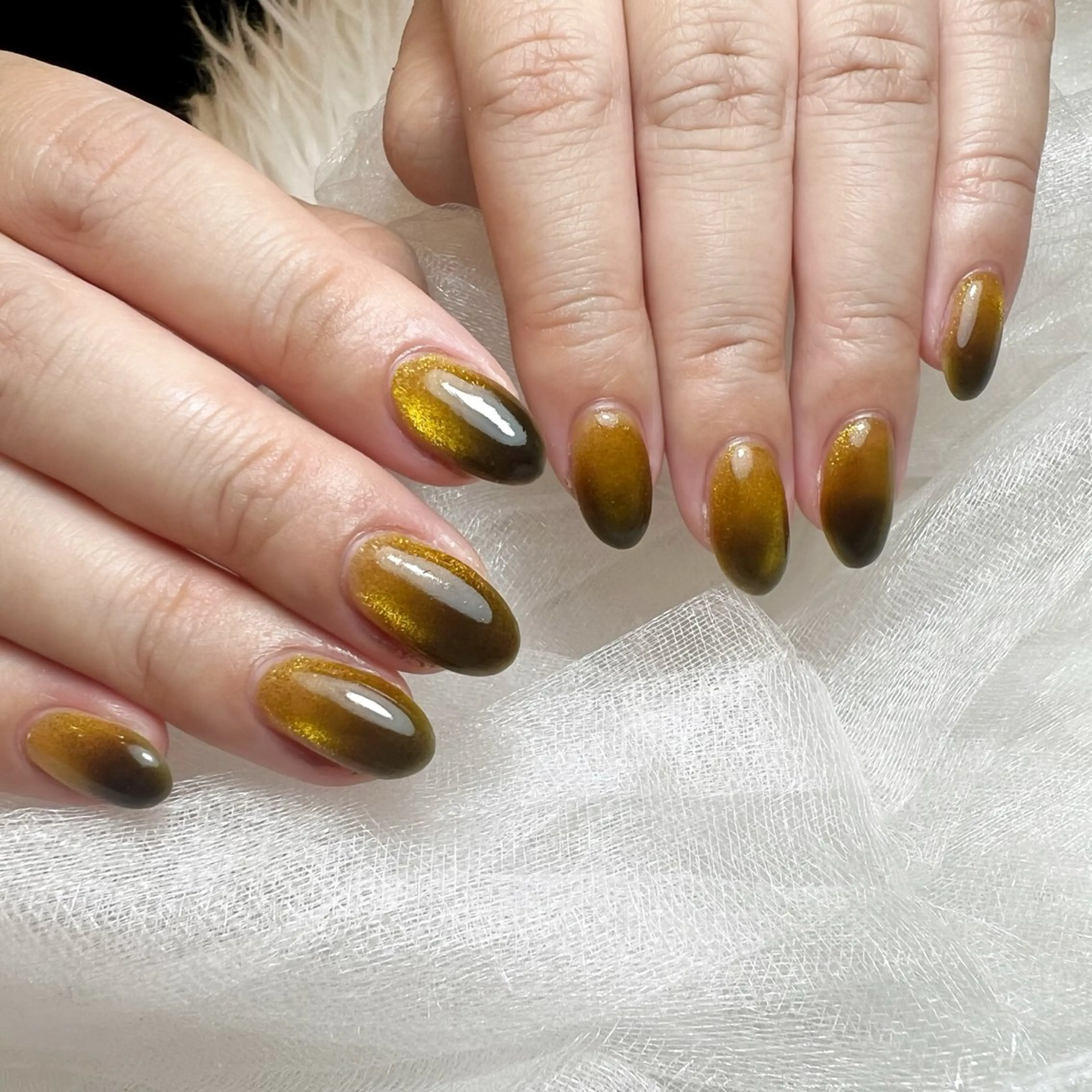 ネイル 黄色 ハンドネイル Lili beauty salon所属・Lilibeauty salonのネイルデザイン