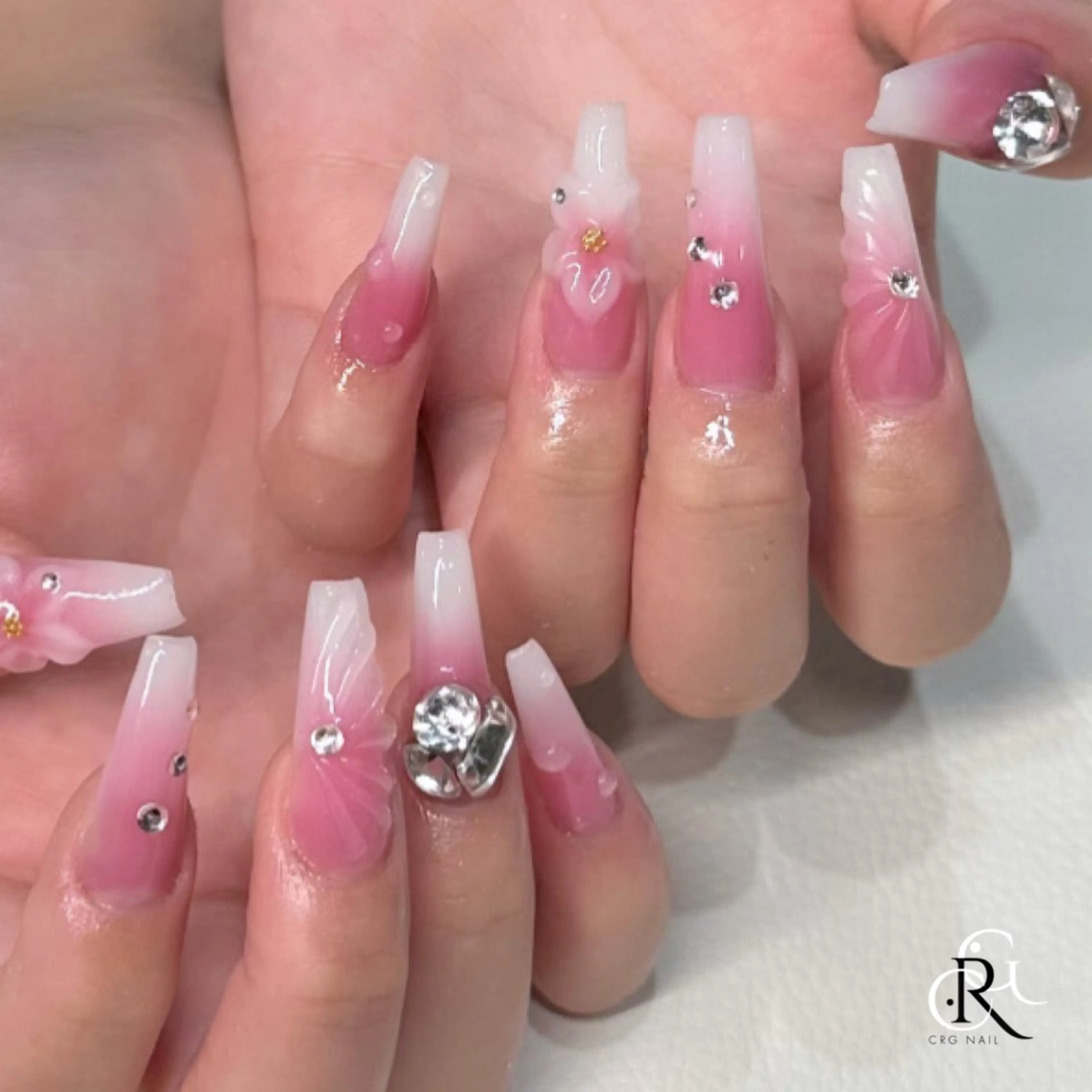 ネイル ピンク ハンドネイル 美フォルム✨ CRG　RURIのネイルデザイン