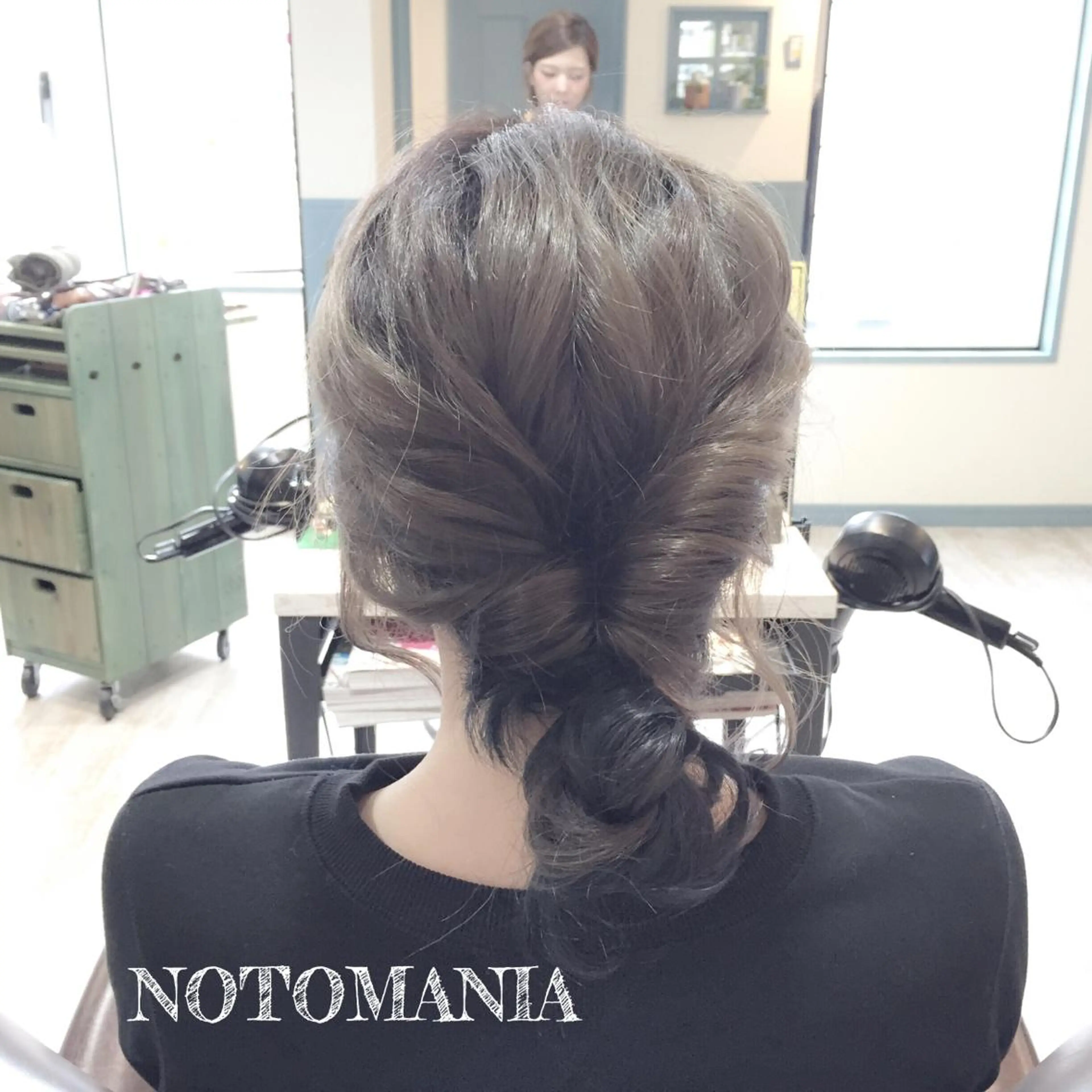 カラー ヘアアレンジ イシハラ アズサのヘアスタイル