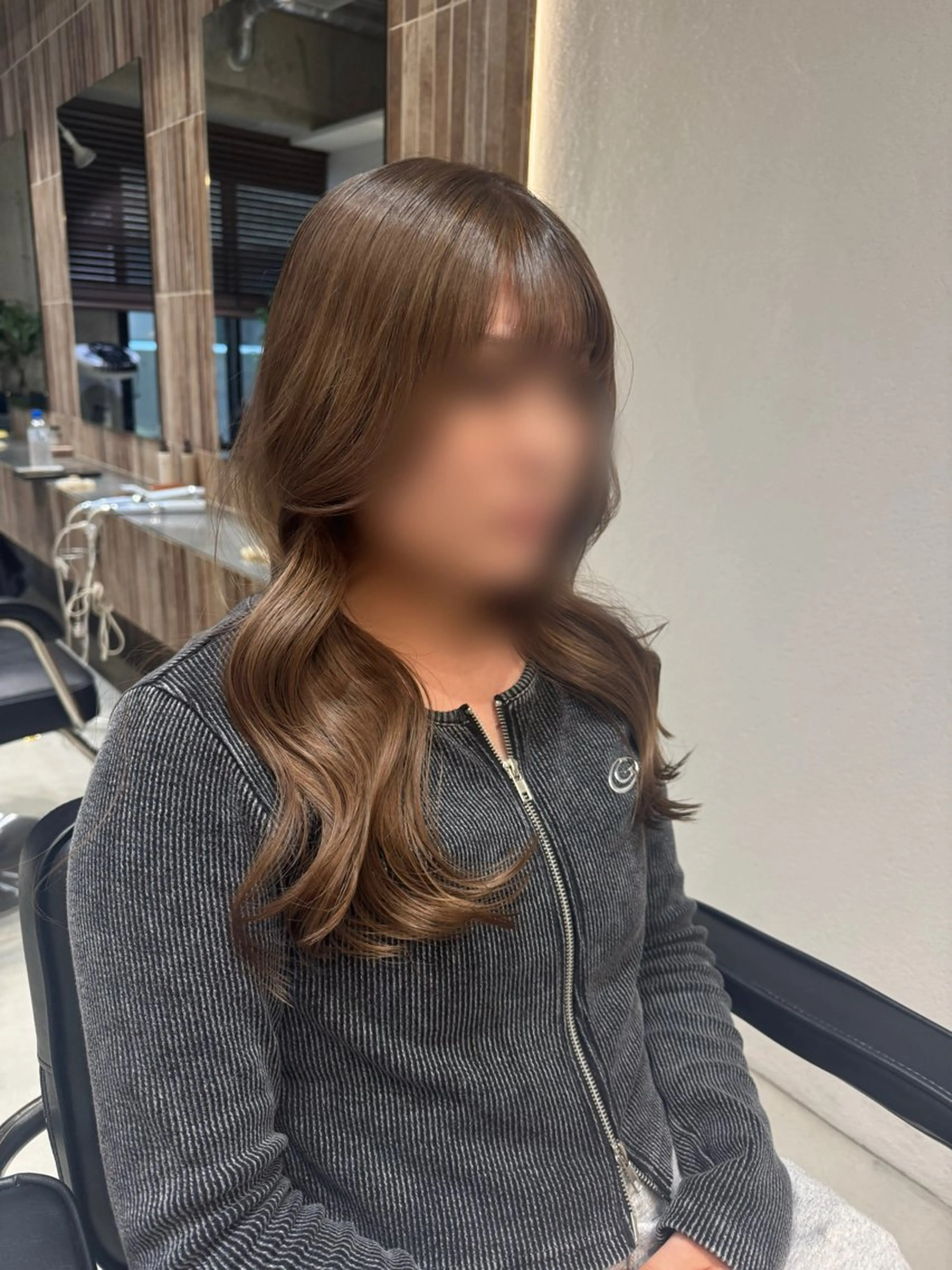 ロング カラー ベージュカラー ブリーチ ミルクティーベージュ モデル募集中 🫧こうめ🫧のヘアスタイル