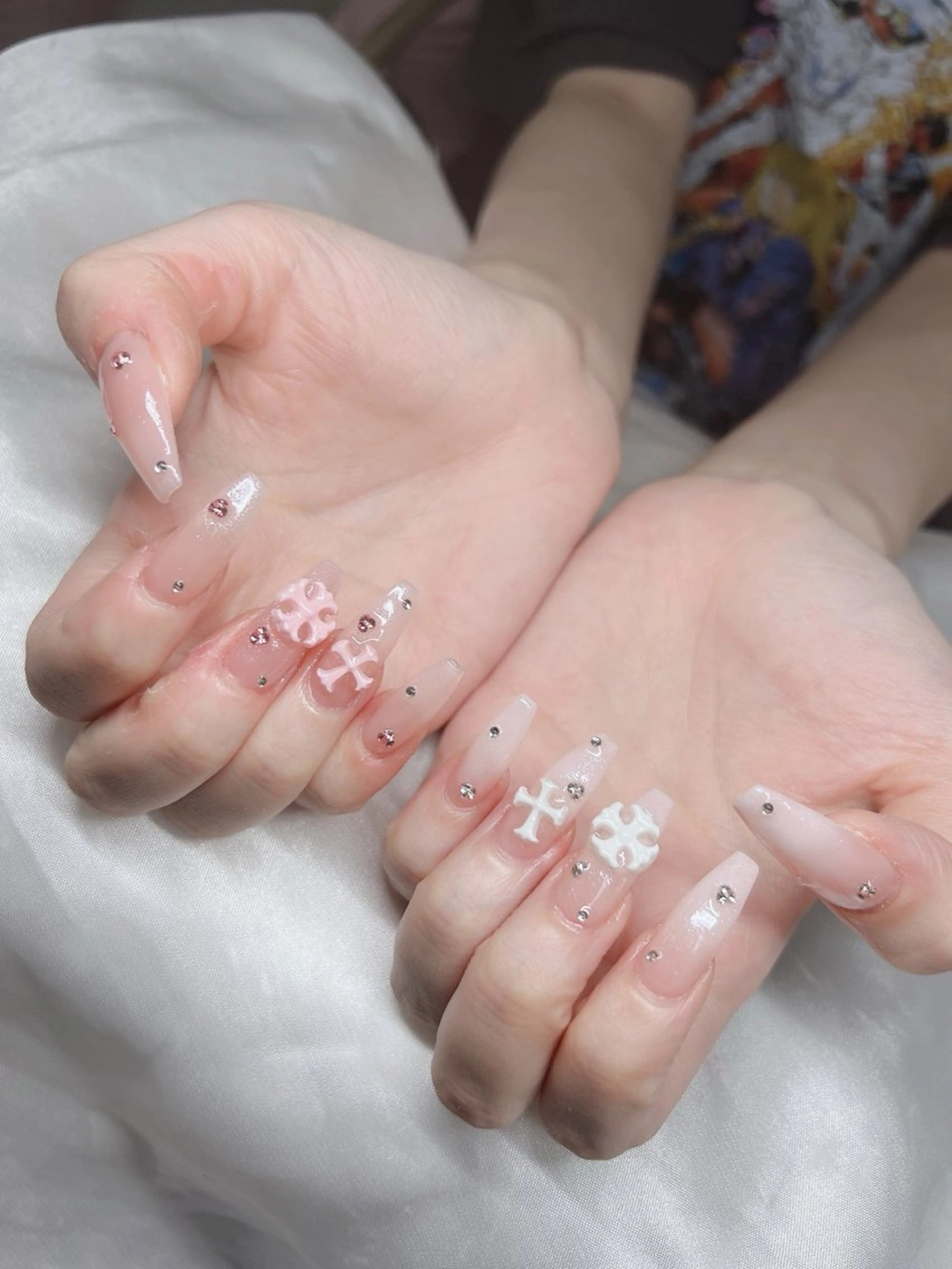 ネイル 長さ出し グラデーション キラキラネイル マグネットネイル ニュアンスネイル ハンドネイル Lee Nails チップ長さだし専門店のネイルデザイン