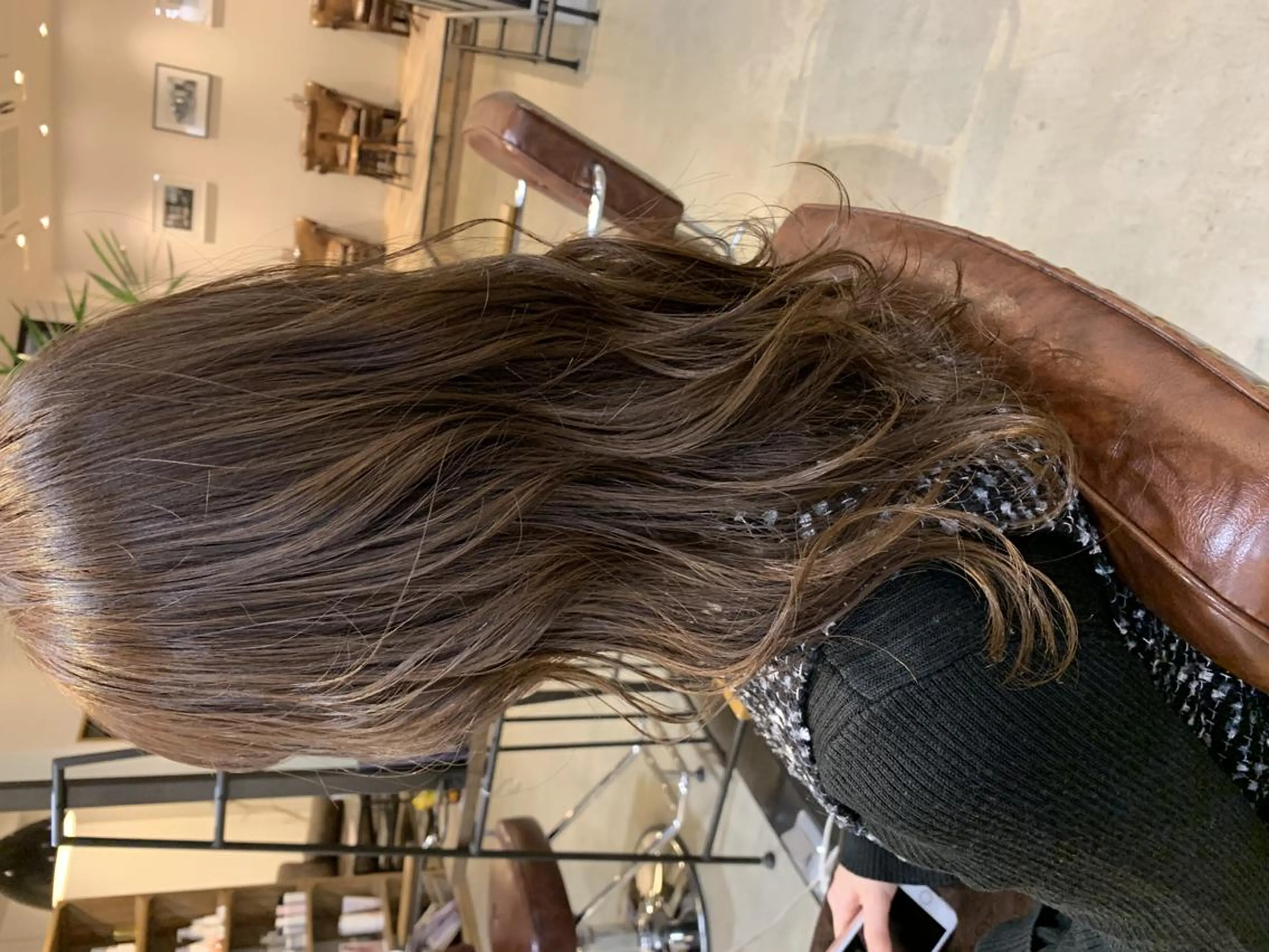 セミロング カラー パーマ ヘアアレンジ メンズ キッズ ネイル マツエク・マツパ 中津No.1髪質改善 店長✨透ける暗髪のヘアスタイル