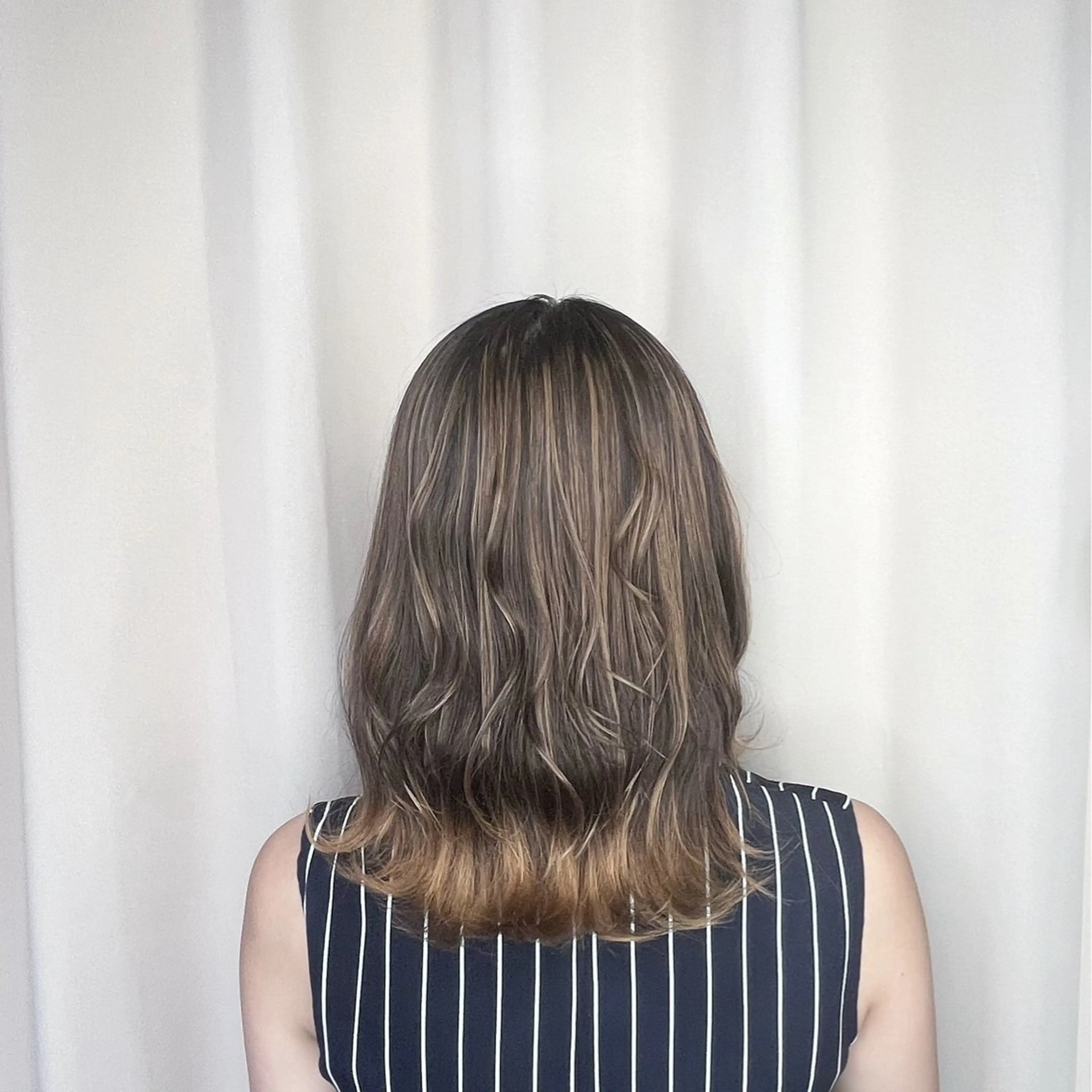 ミディアム ハイライト ヘアカラー トリートメント かなざわ みかのヘアスタイル