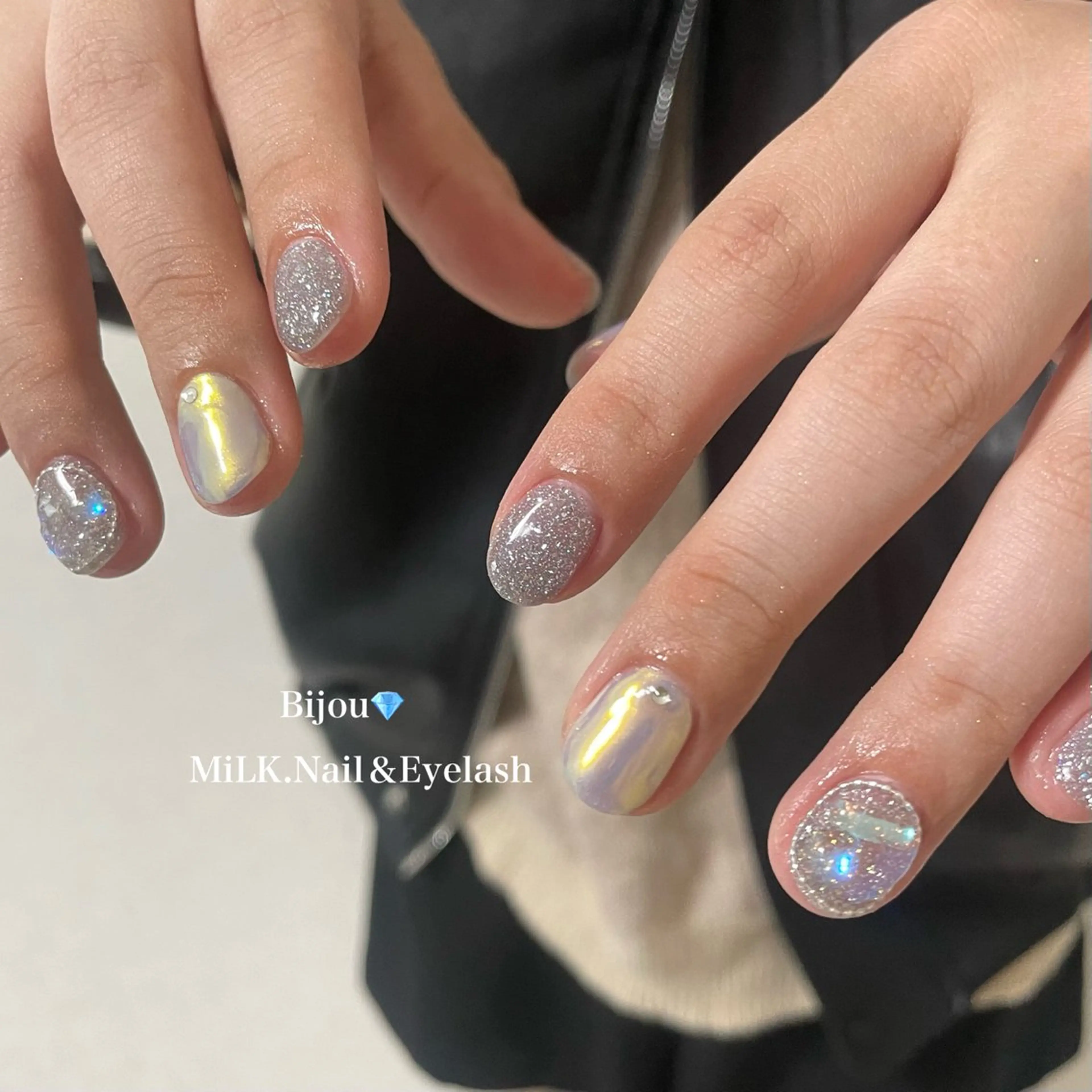 ネイル ゴールド MiLK. Nail&Eyelash所属・MiLK. wakaのマツエク・マツパデザイン