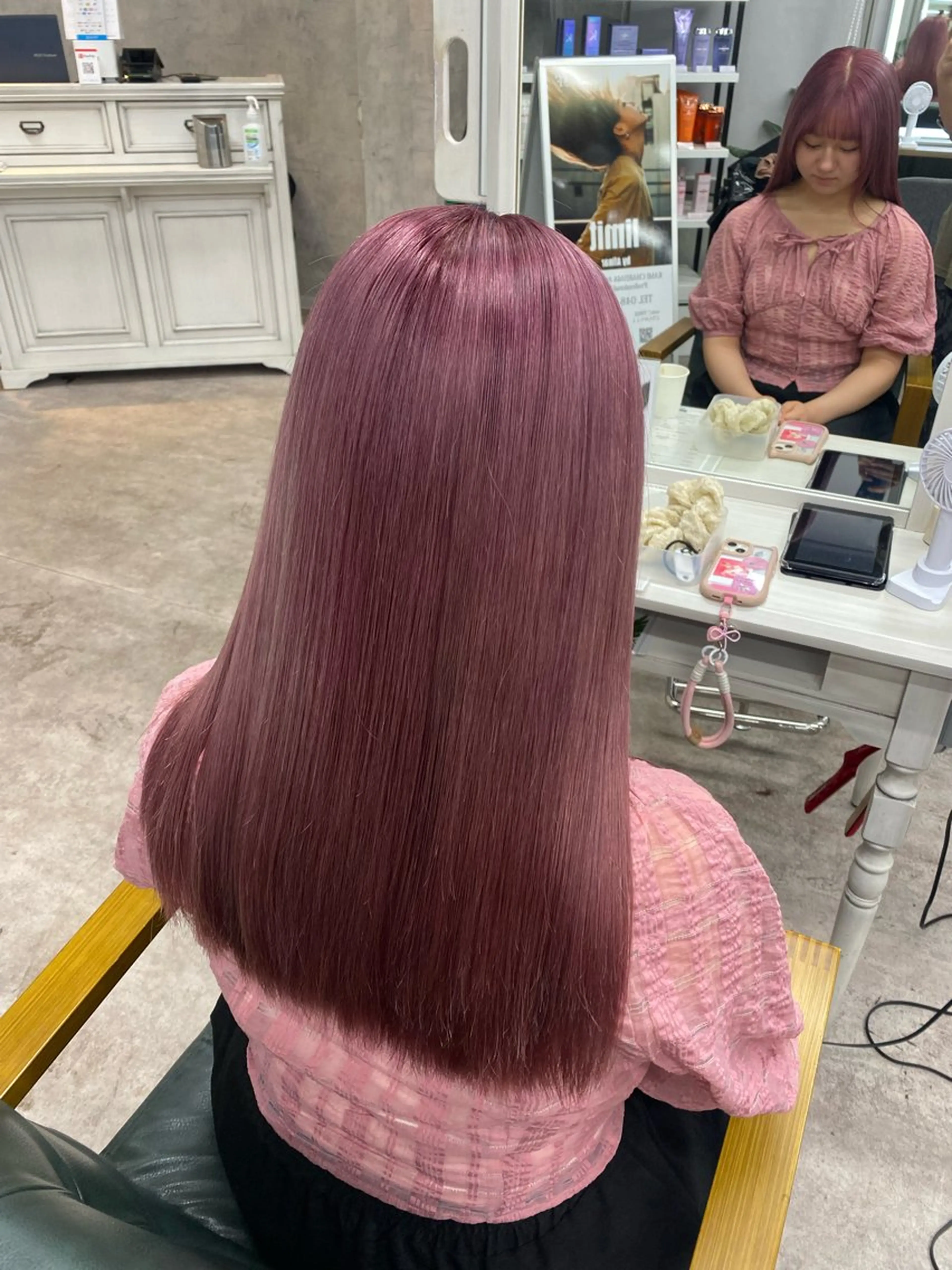 セミロング ヘアカラー トリートメント limitみづき🌙 ブリーチカラーのヘアスタイル