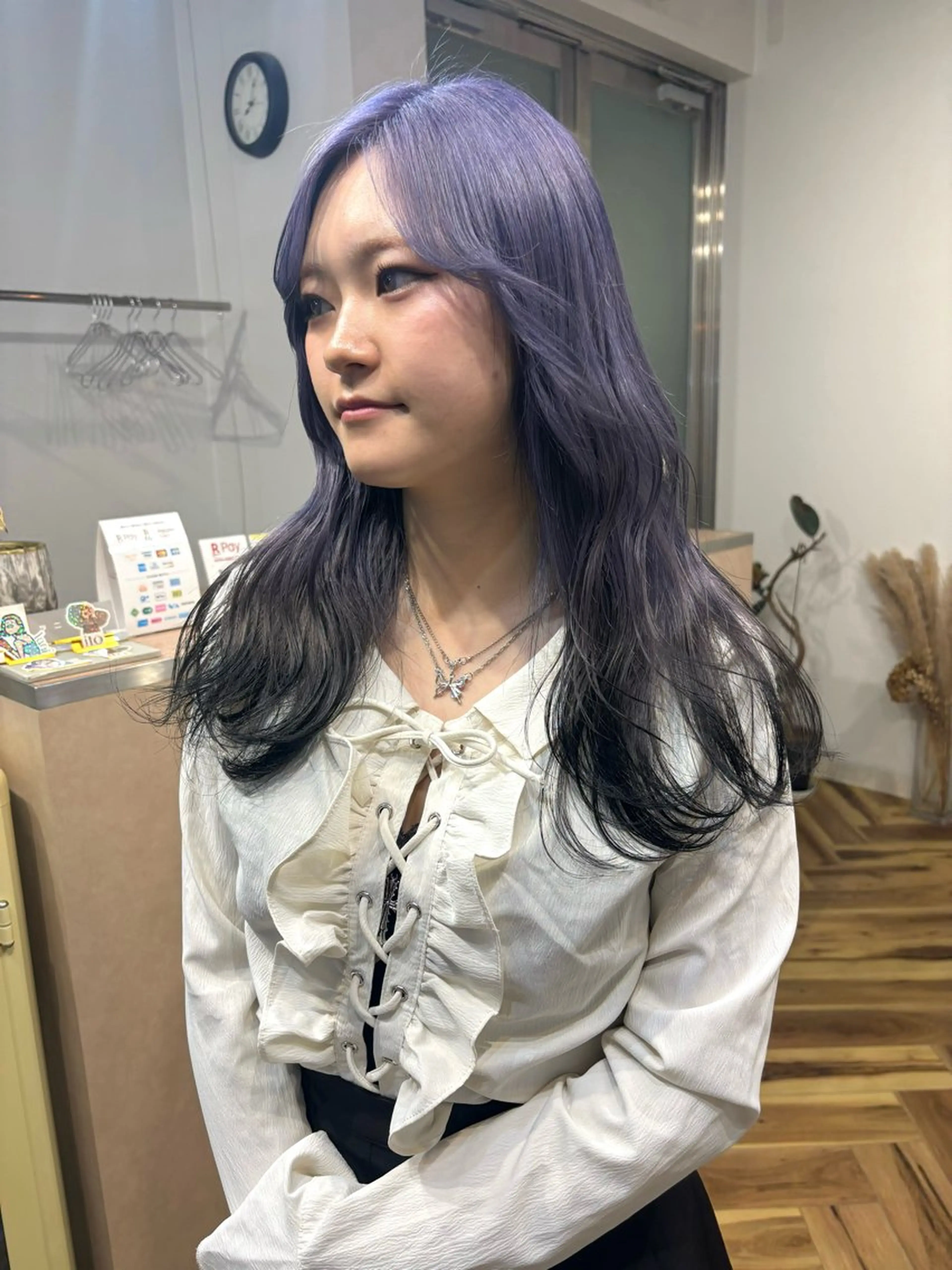 ロング カラー 黒髪 グラデーションカラー ラベンダーカラー lani hair salon所属・SHOTO ハイトー ン/デザインカラーのヘアスタイル