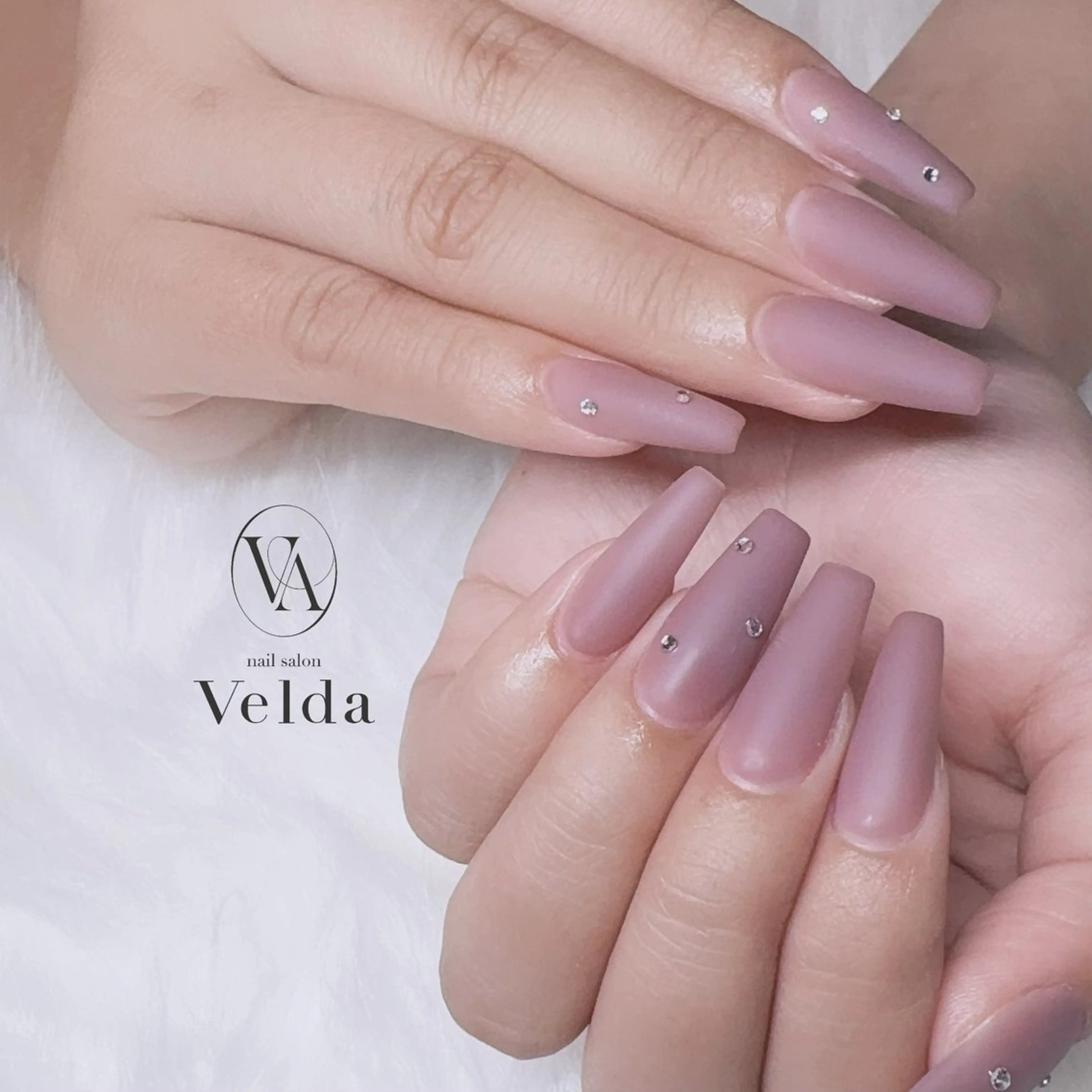 ネイル マットネイル ワンカラーネイル ストーンネイル 💎スカルプ💎 Velda(ベルダ)のネイルデザイン