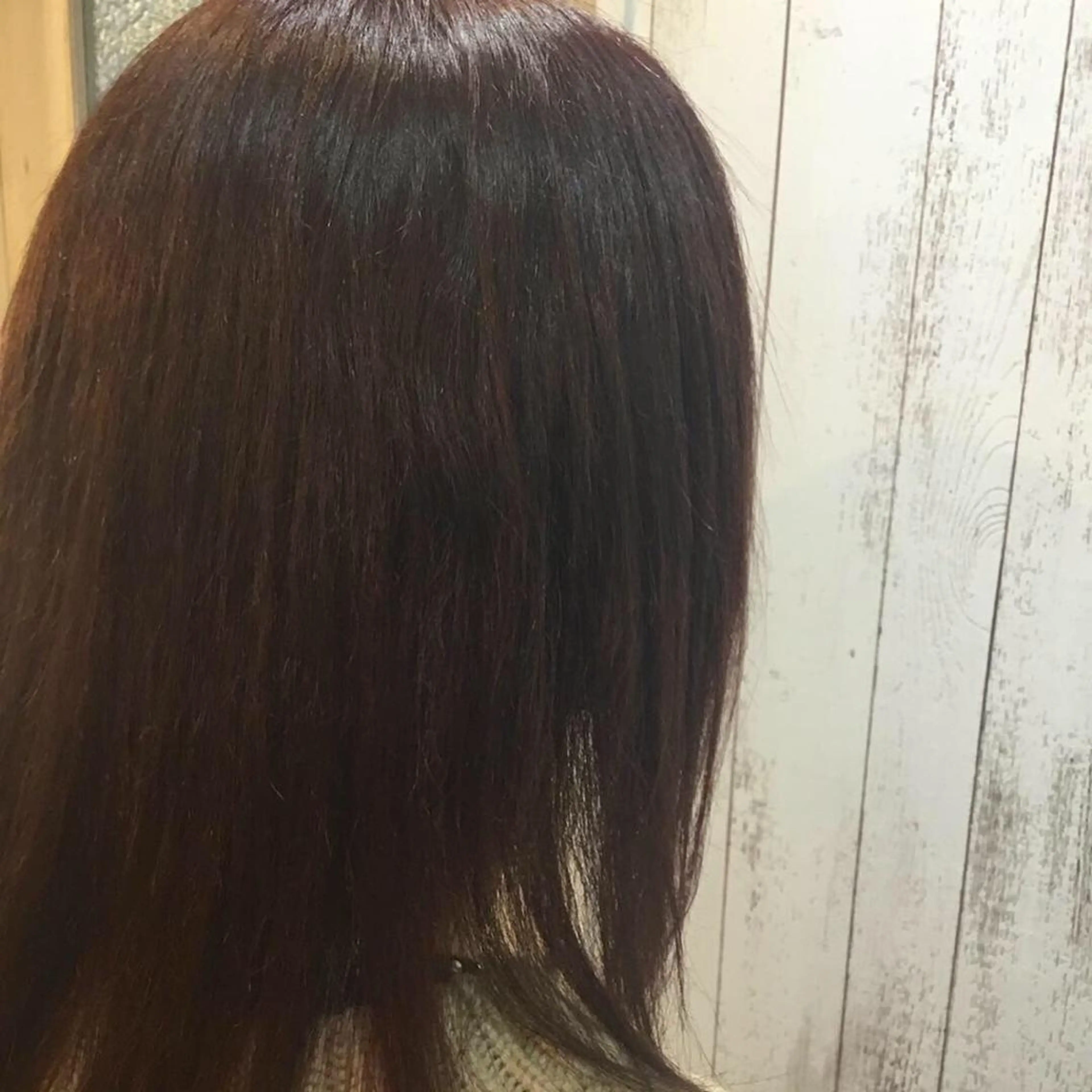 セミロング カラー embrace エンブレイスのヘアスタイル