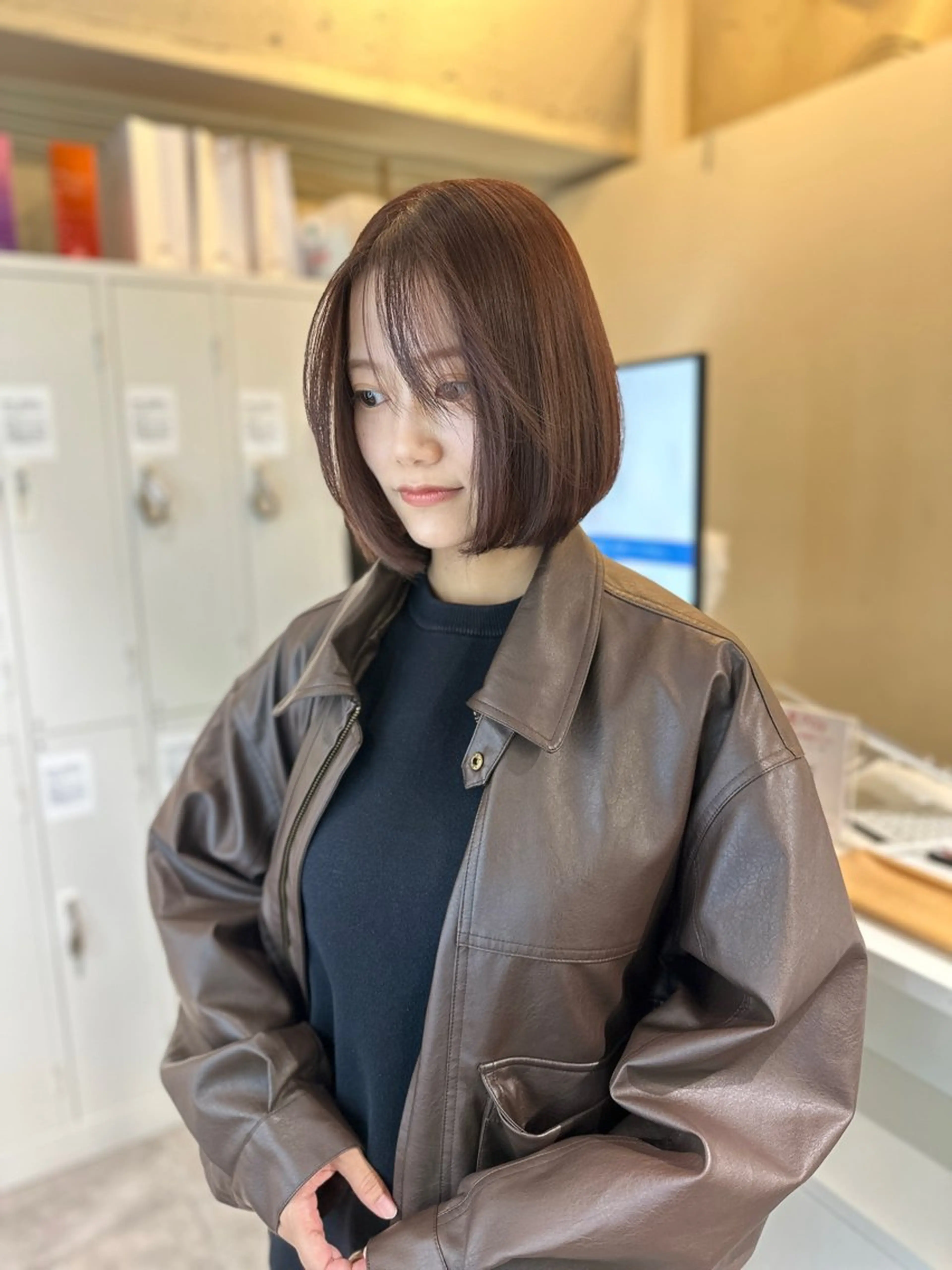 ショート カラー アディクシーカラー バレイヤージュ ブリーチ デザインカラー ダブルカラー カット ヘアカラー トリートメント 色気レイヤーカット 大和健生のヘアスタイル